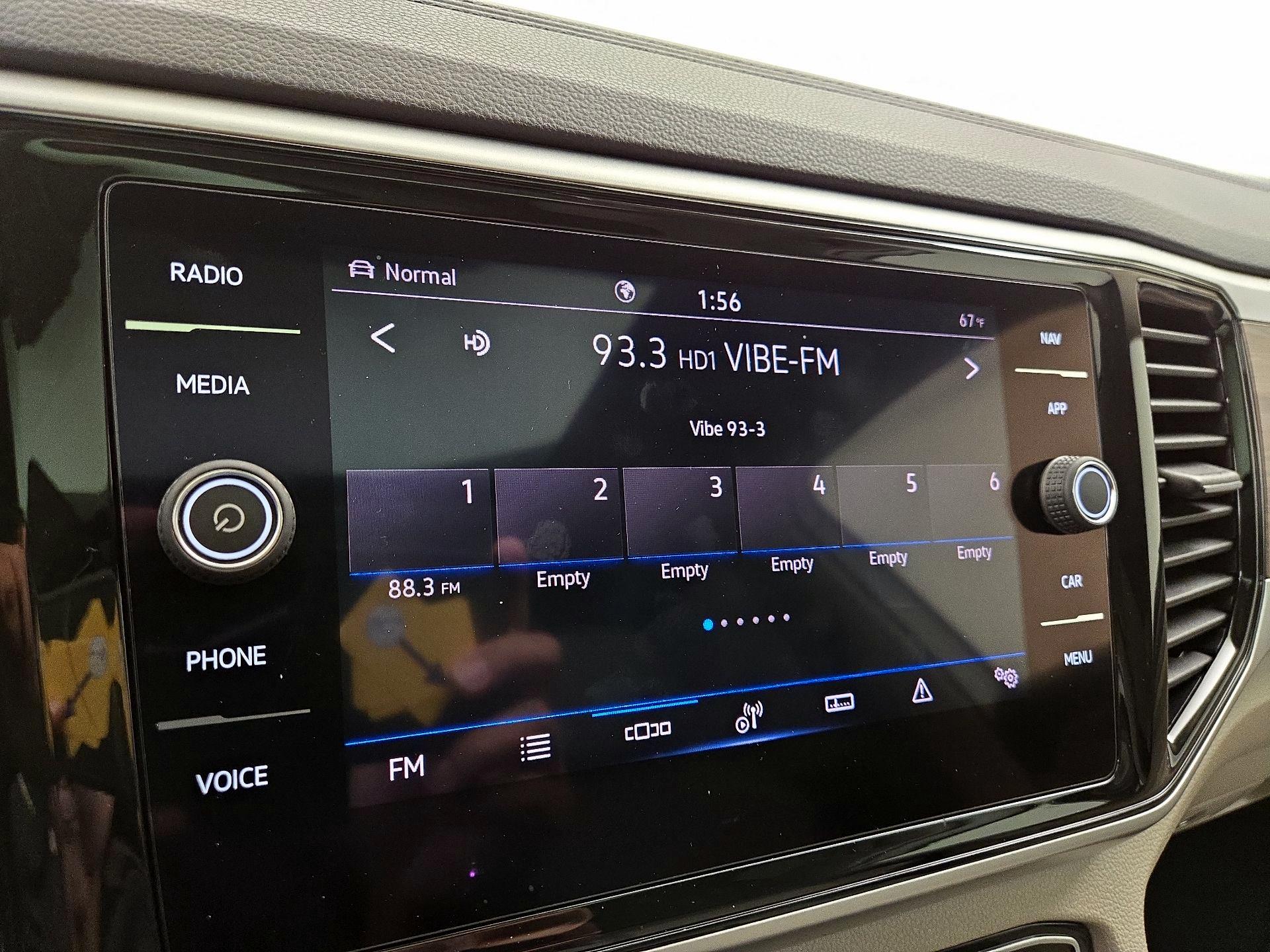Thumbnail: 2021 Volkswagen Atlas - 15