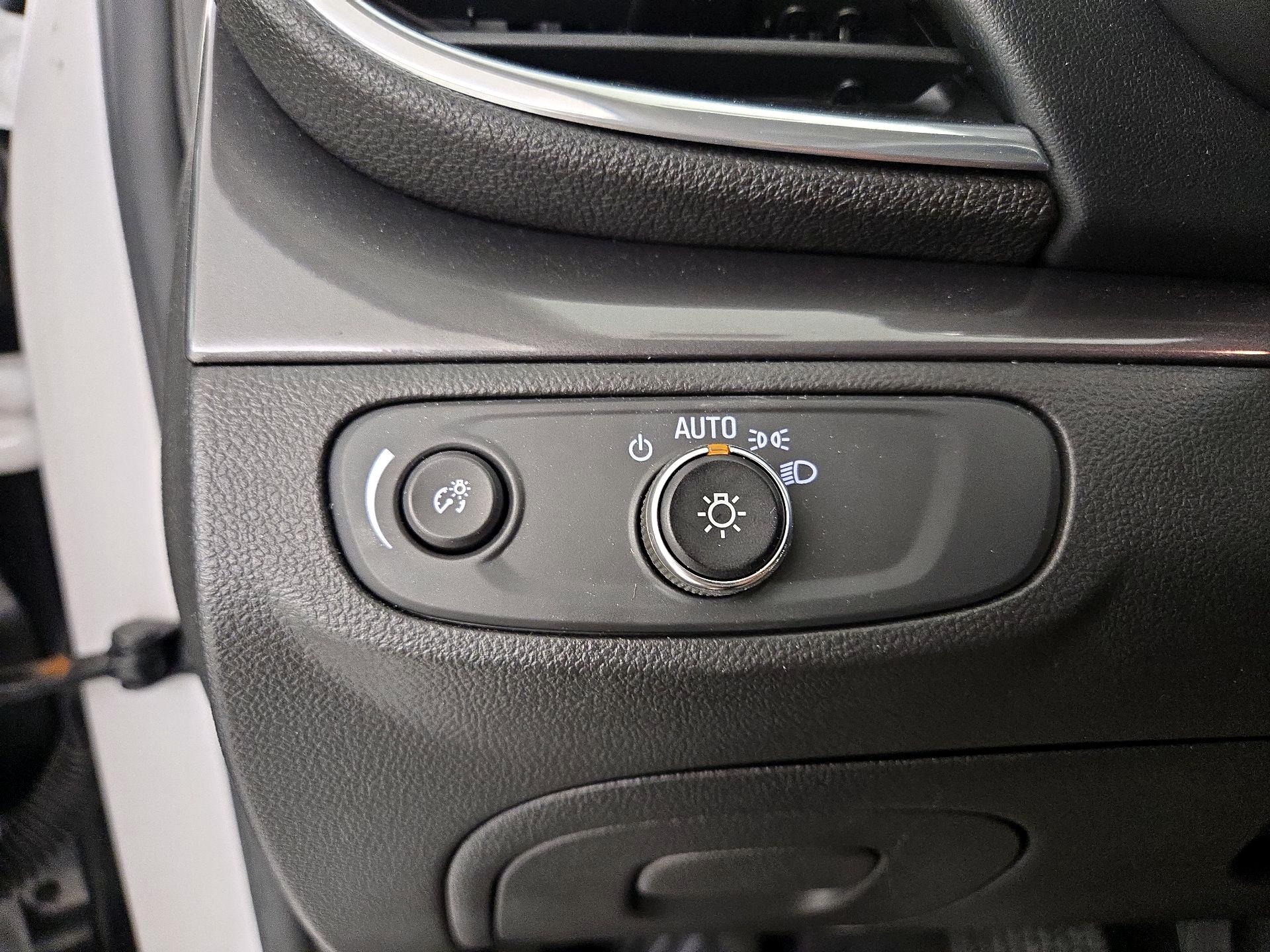 Thumbnail: 2020 Buick Encore - 13