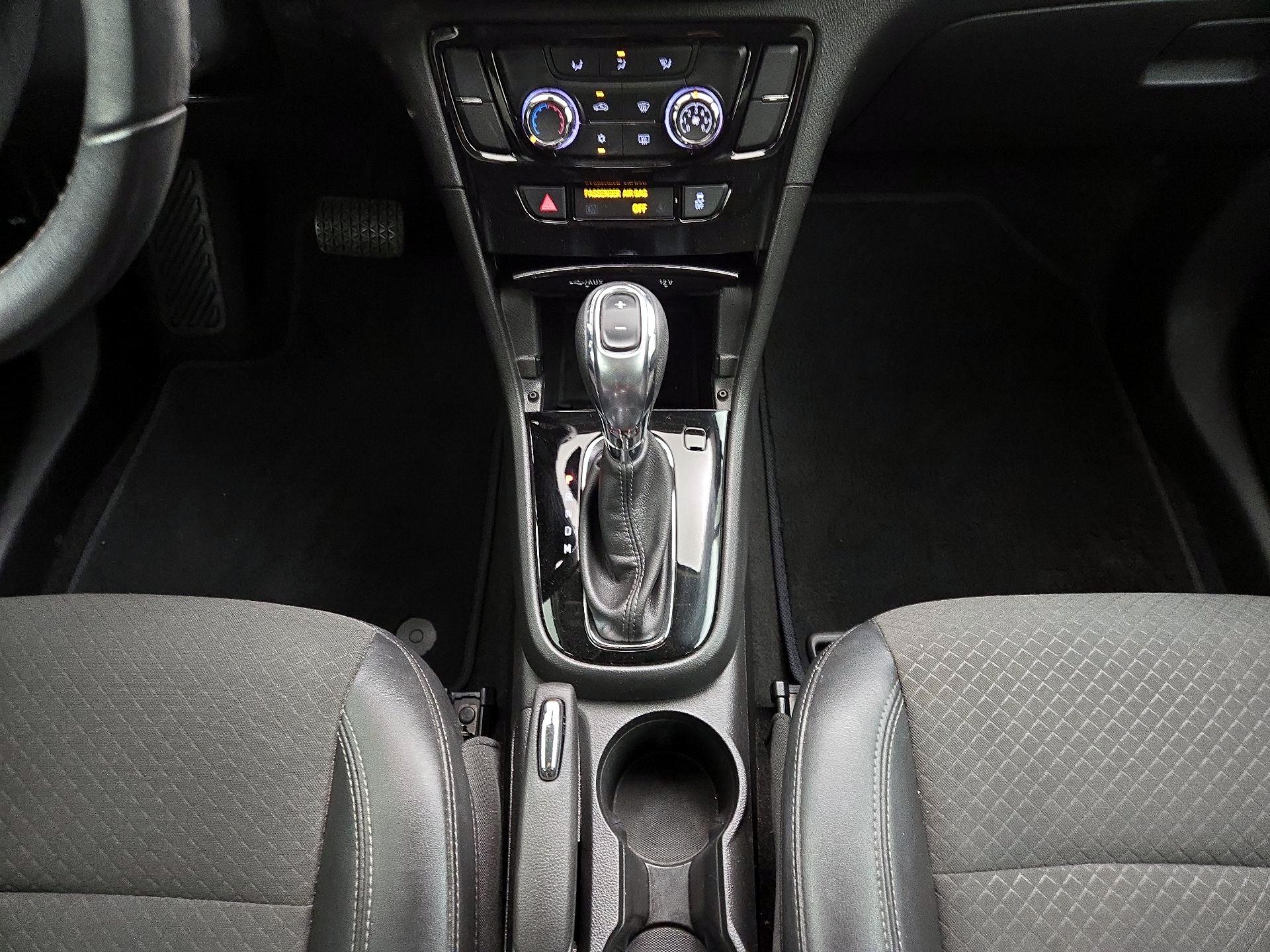 Thumbnail: 2020 Buick Encore - 17