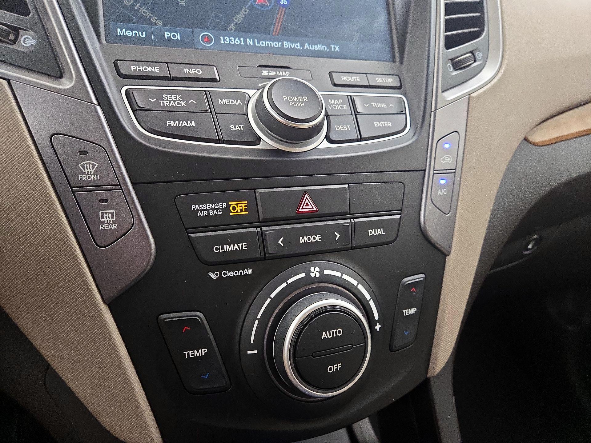 Thumbnail: 2014 Hyundai Santa Fe - 17