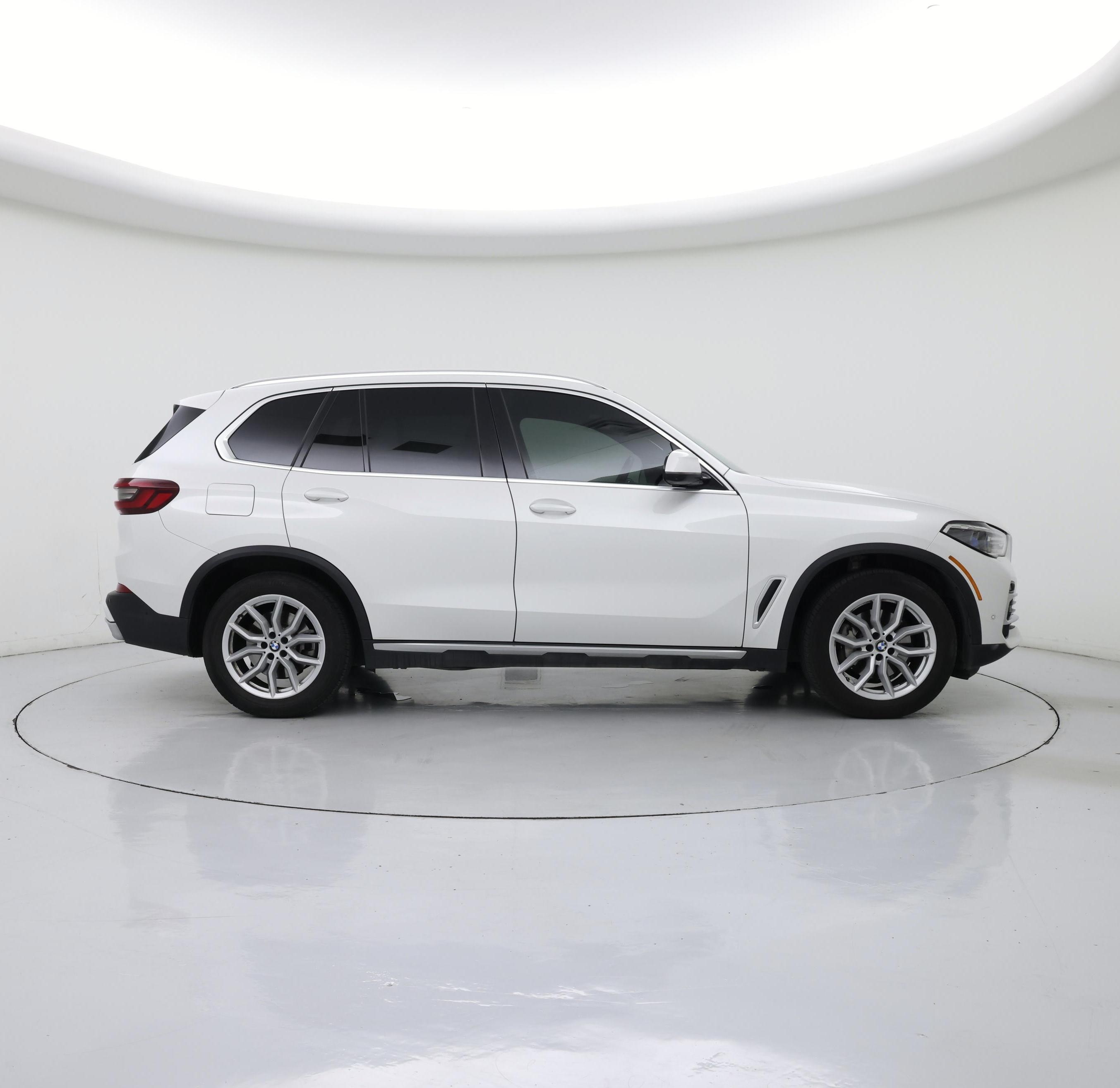 Thumbnail: 2023 BMW X5 - 7