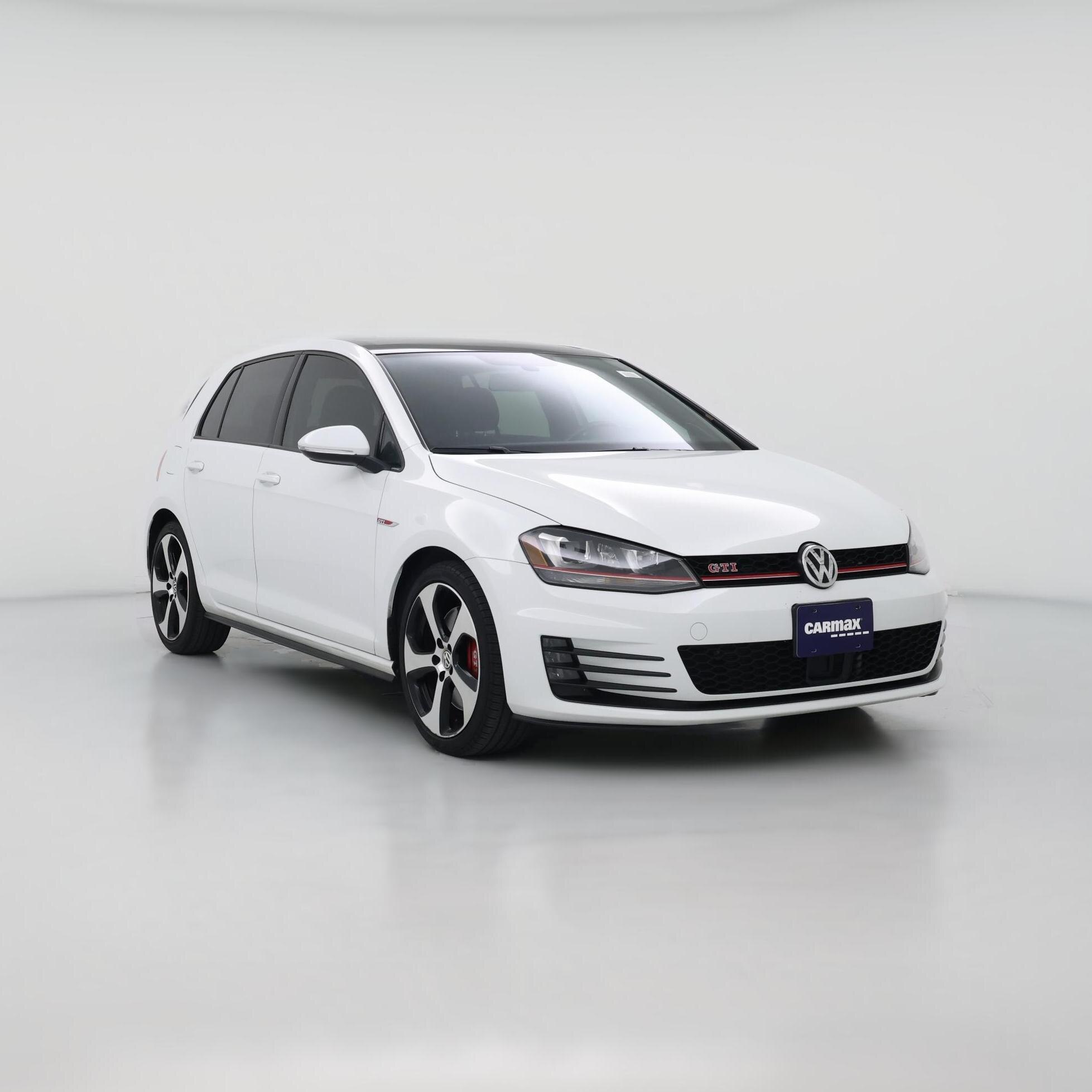 Thumbnail: 2017 Volkswagen Golf - 1