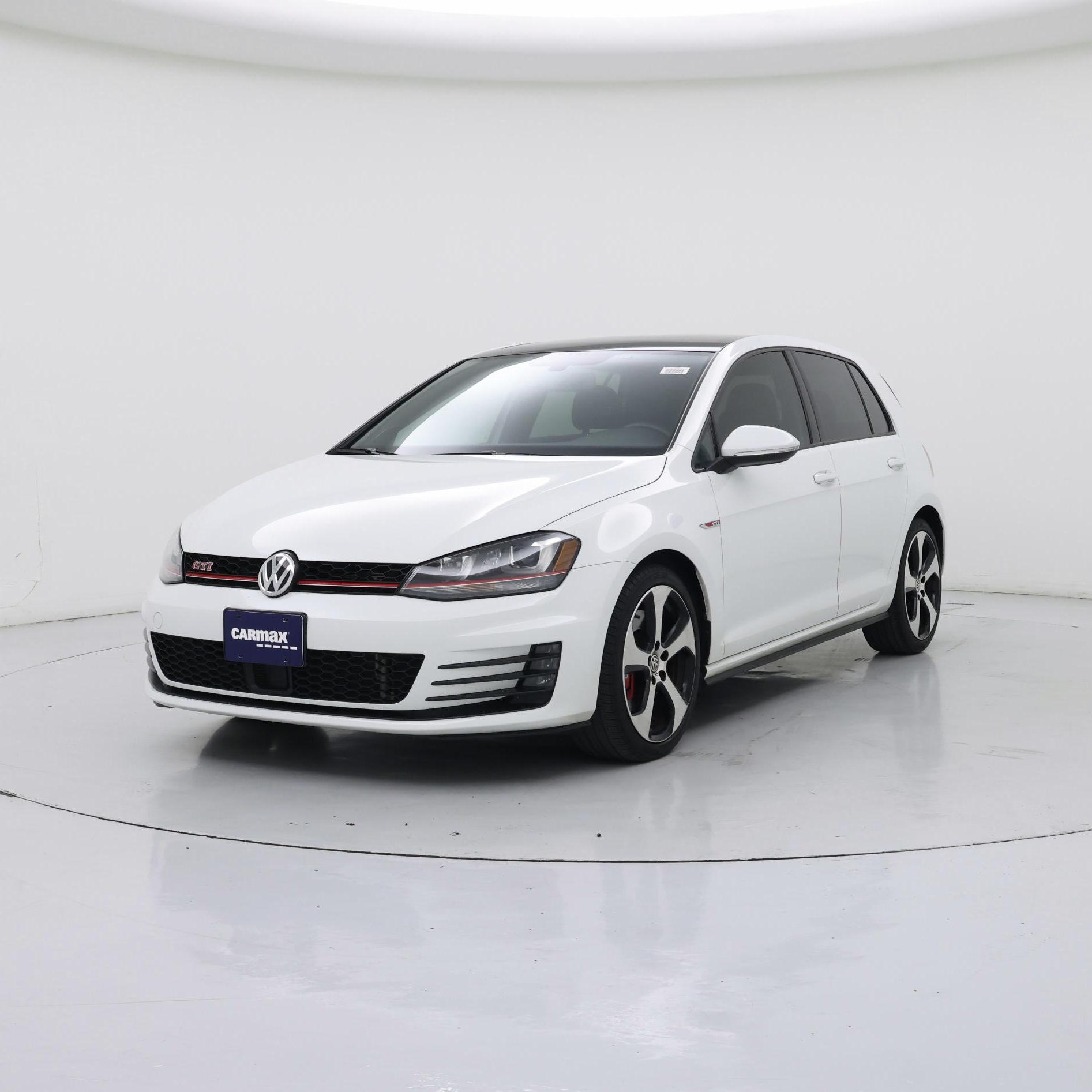 Thumbnail: 2017 Volkswagen Golf - 4