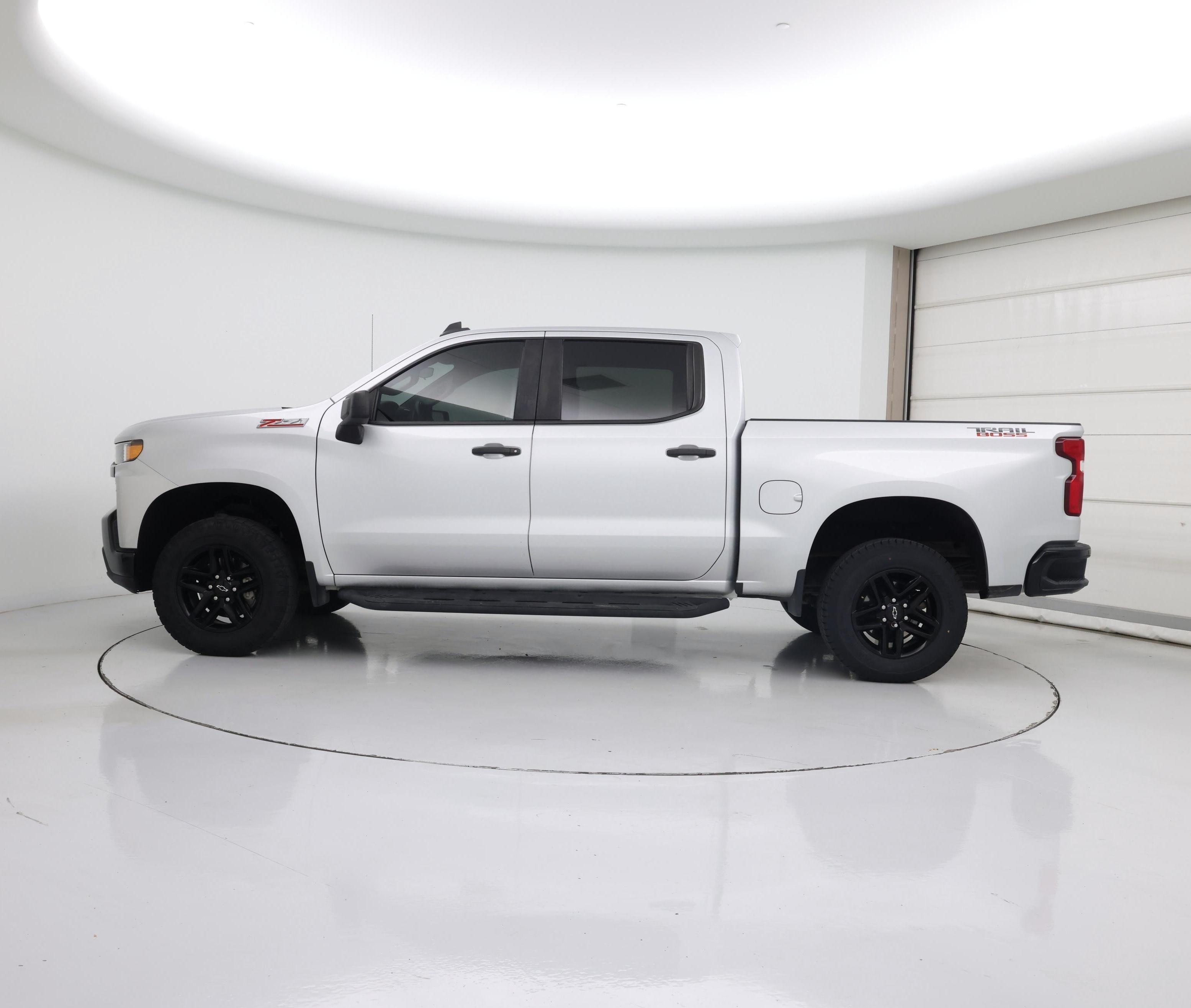 Thumbnail: 2020 Chevrolet Silverado 1500 - 3