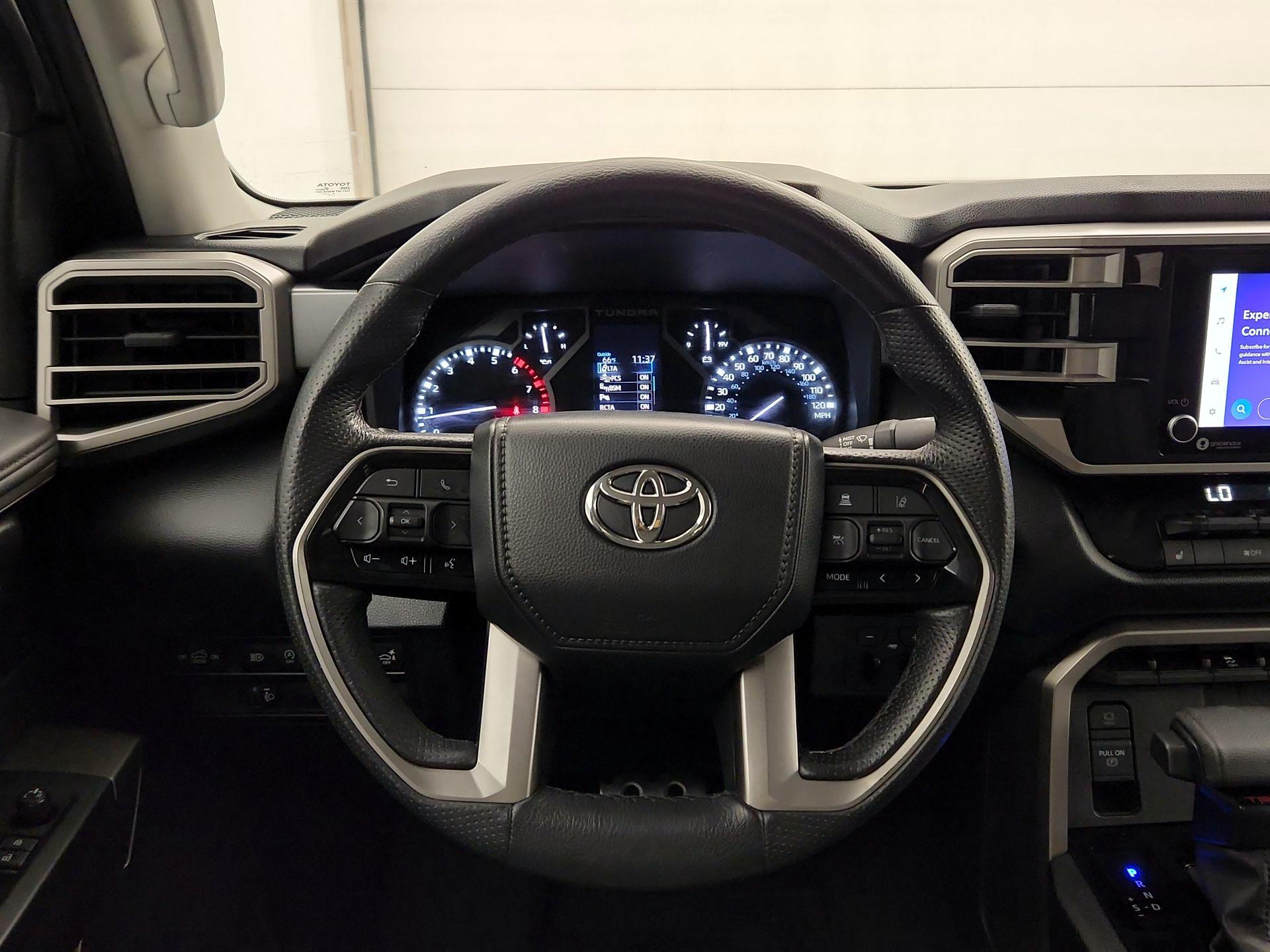 Thumbnail: 2024 Toyota Tundra - 10