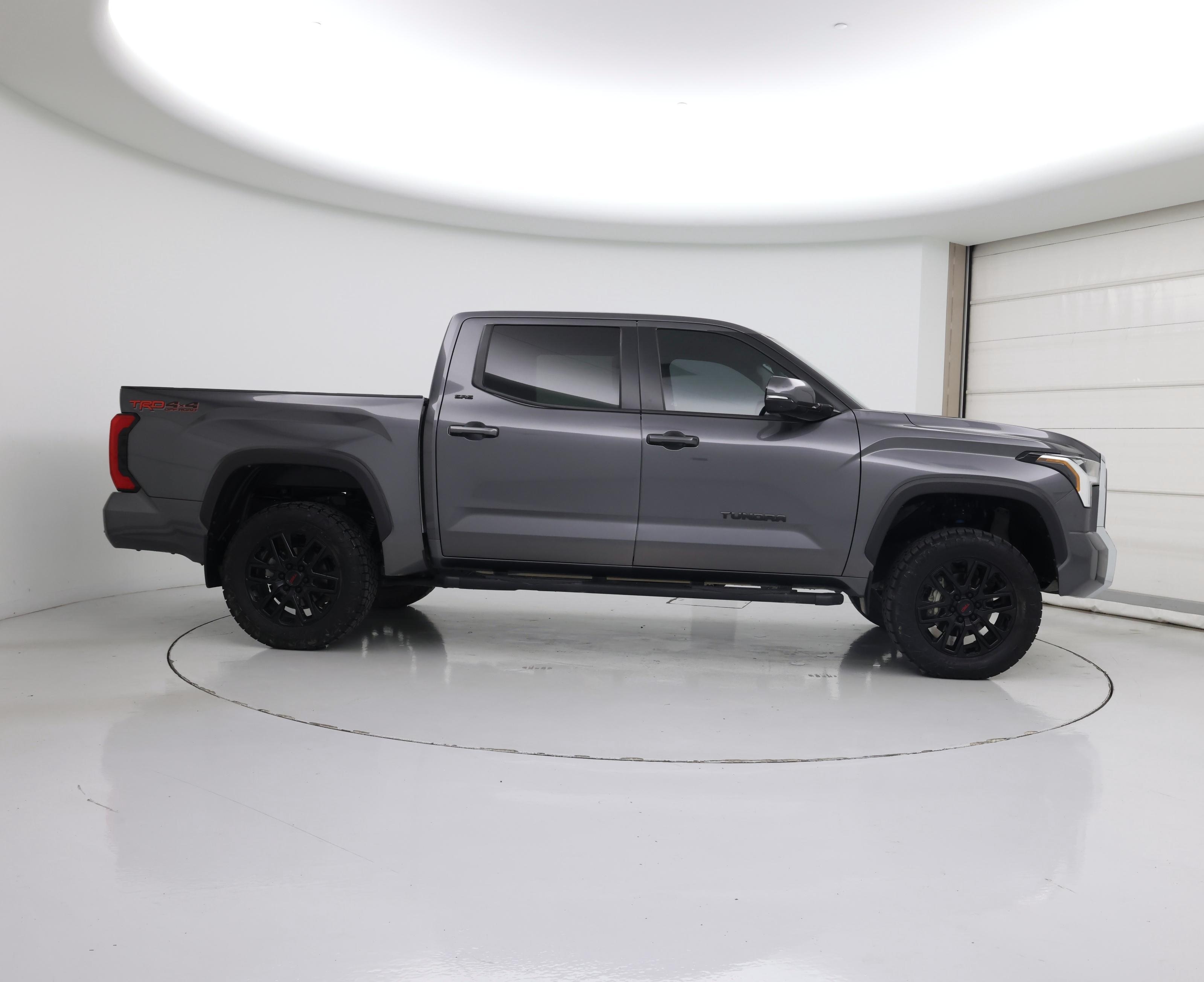 Thumbnail: 2024 Toyota Tundra - 7