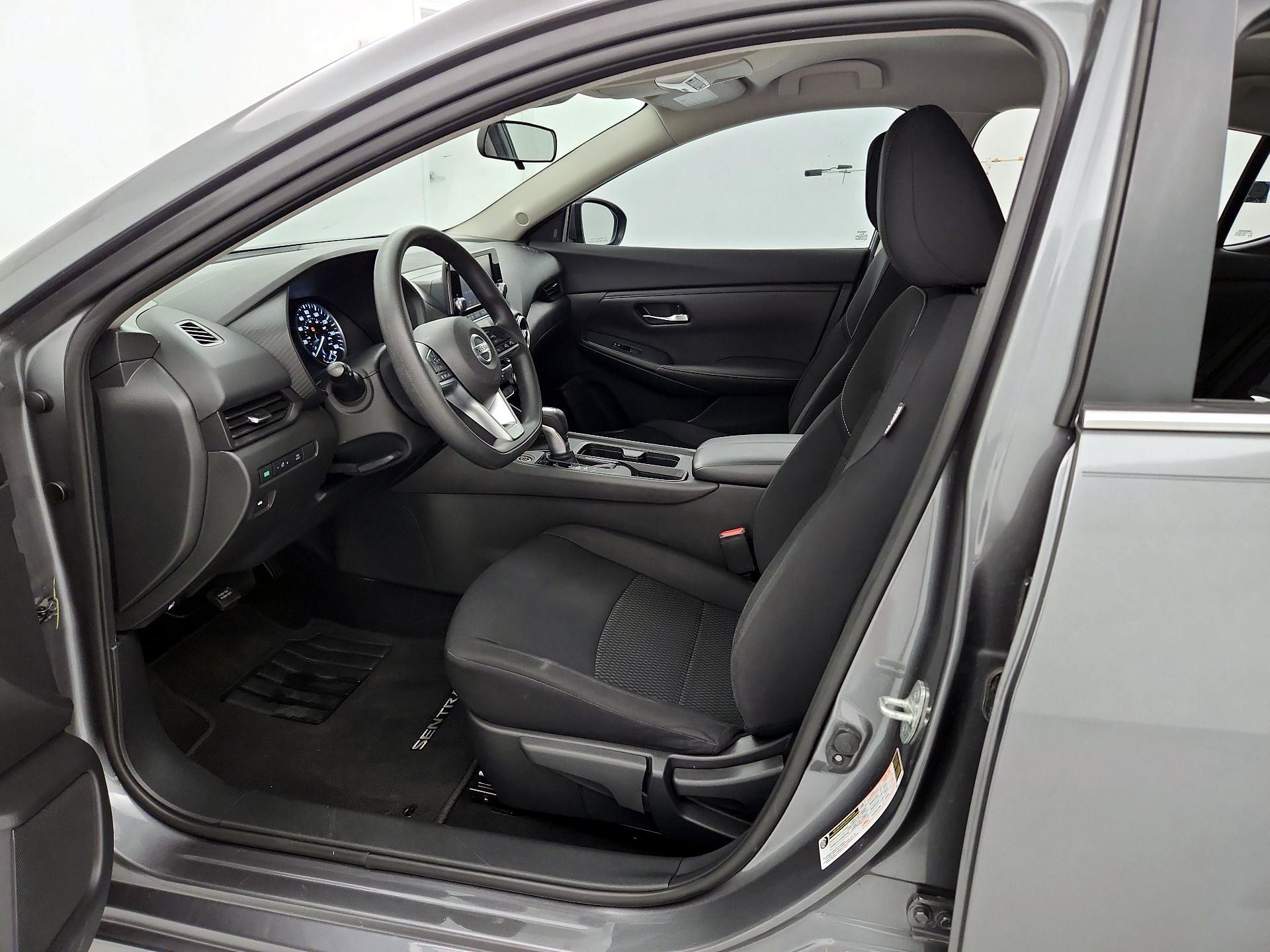 Thumbnail: 2021 Nissan Sentra - 11