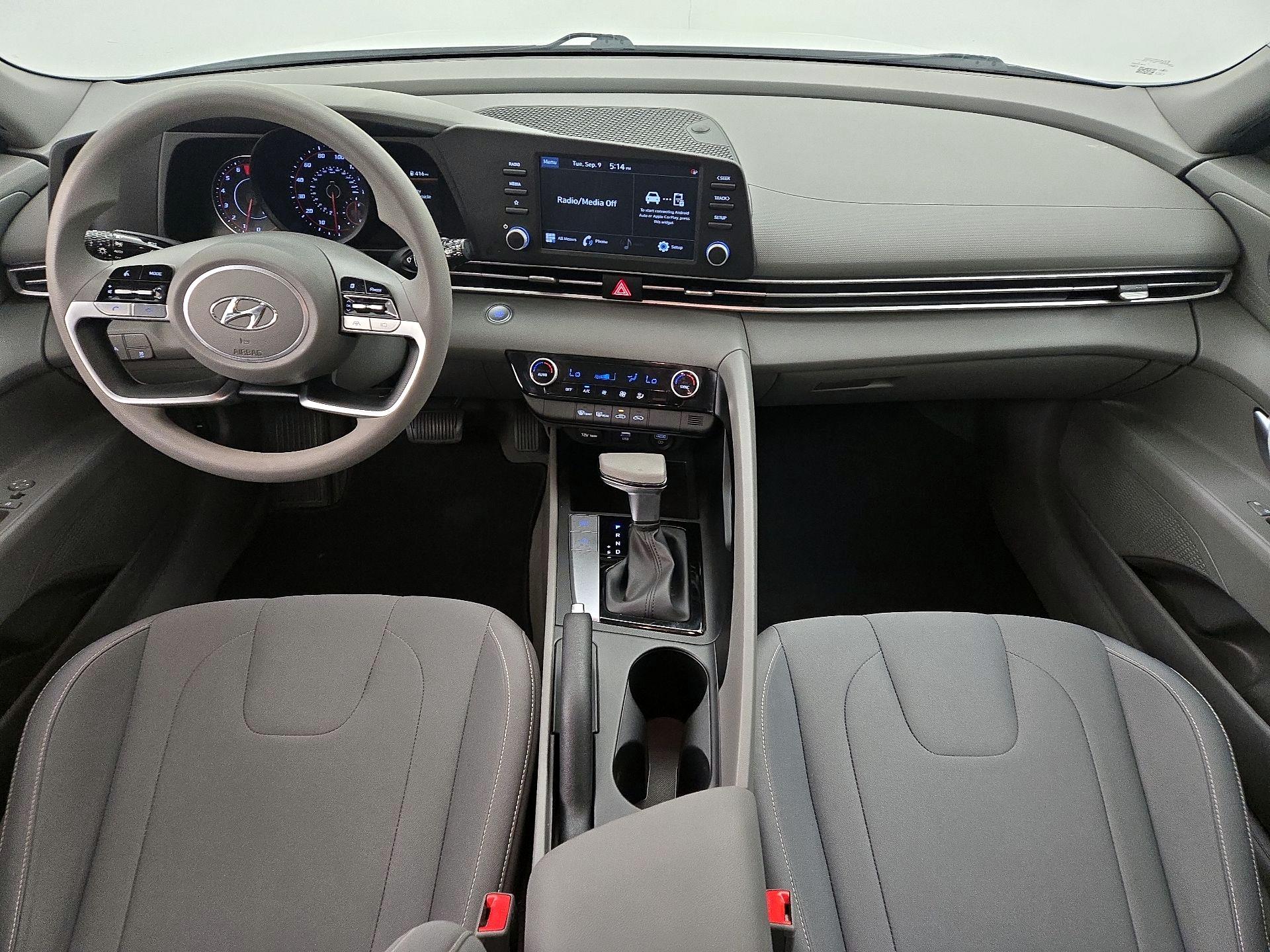 Thumbnail: 2023 Hyundai Elantra - 9