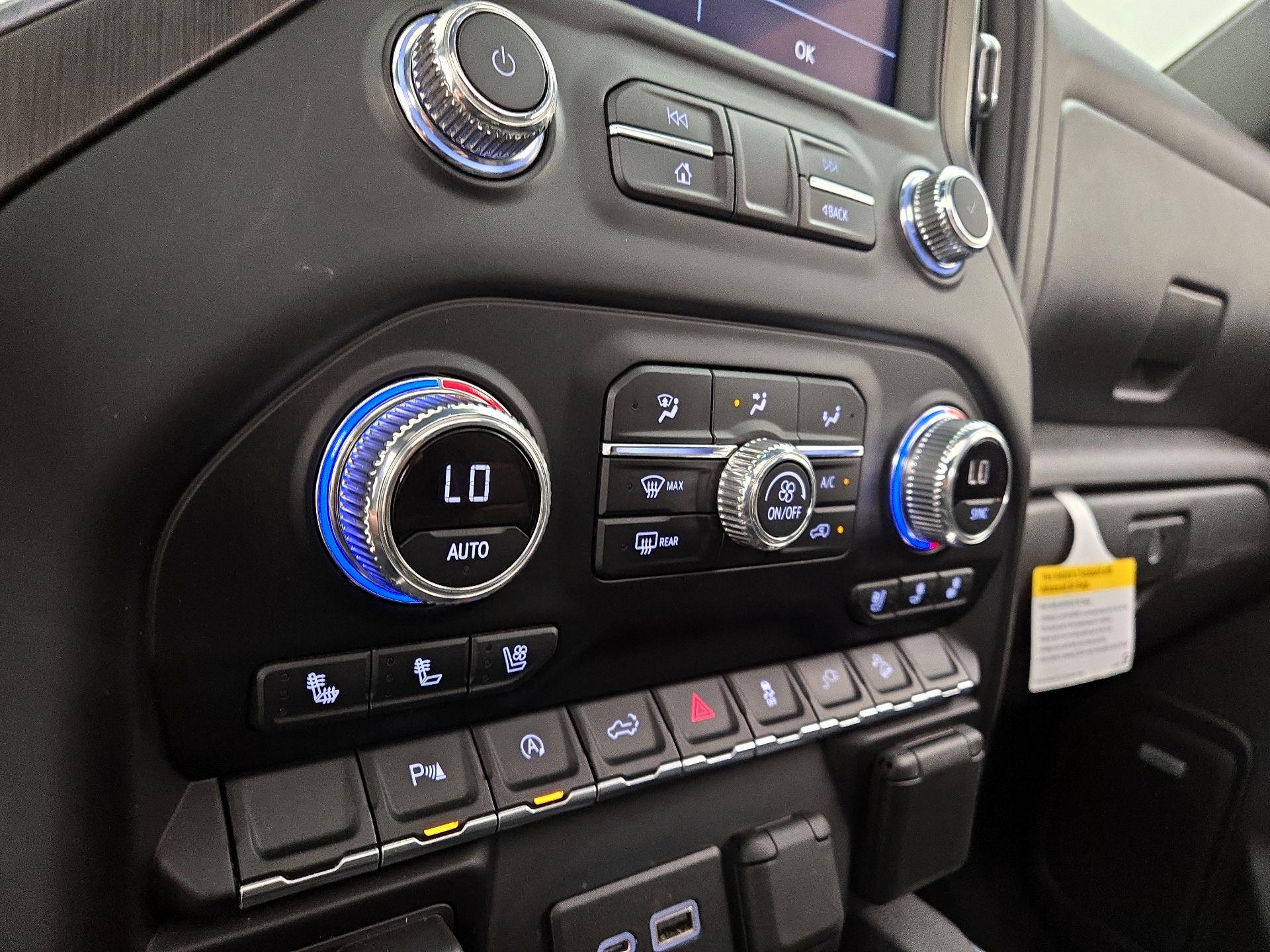 Thumbnail: 2020 GMC Sierra 1500 - 17
