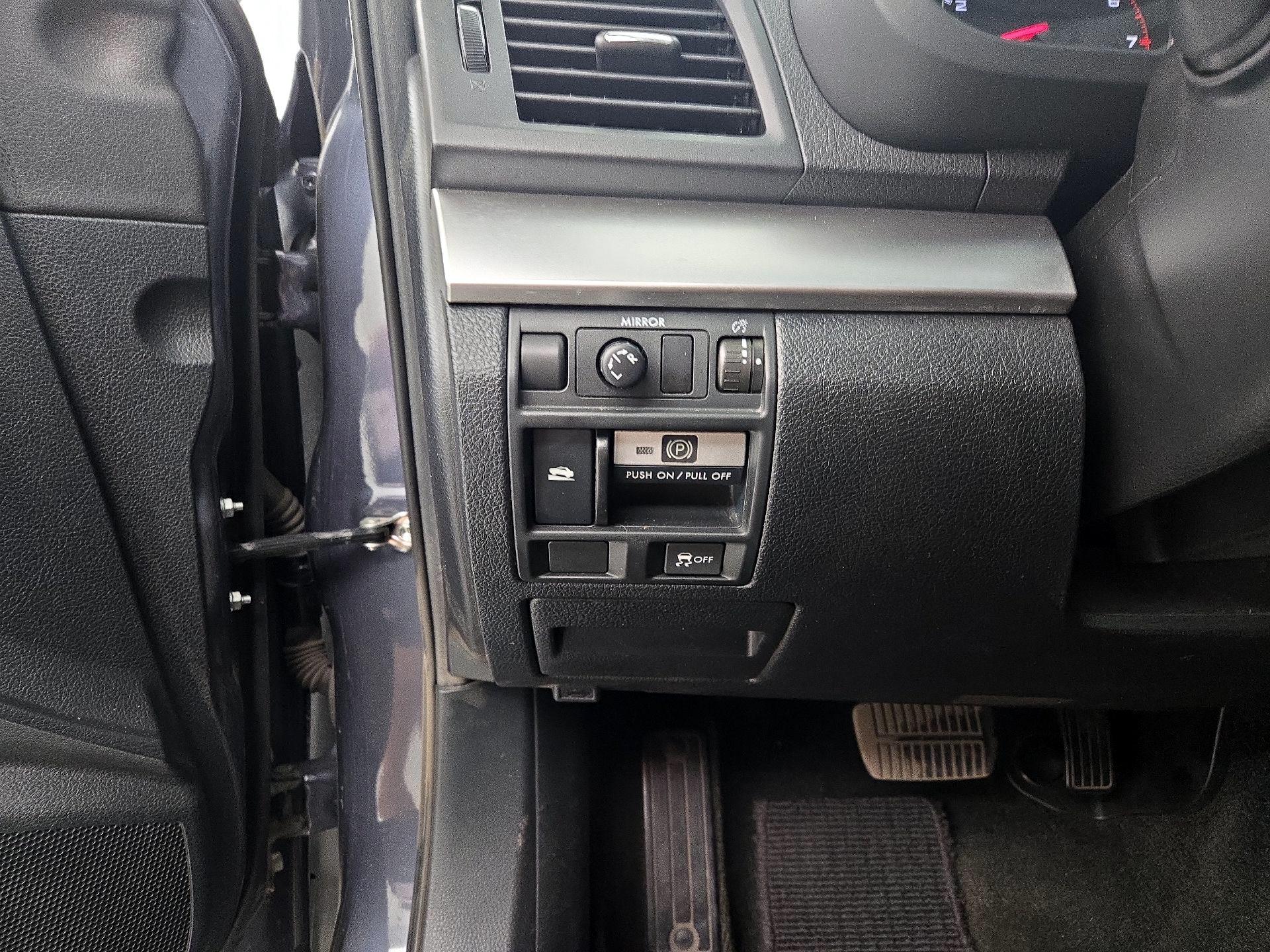 Thumbnail: 2014 Subaru Outback - 13