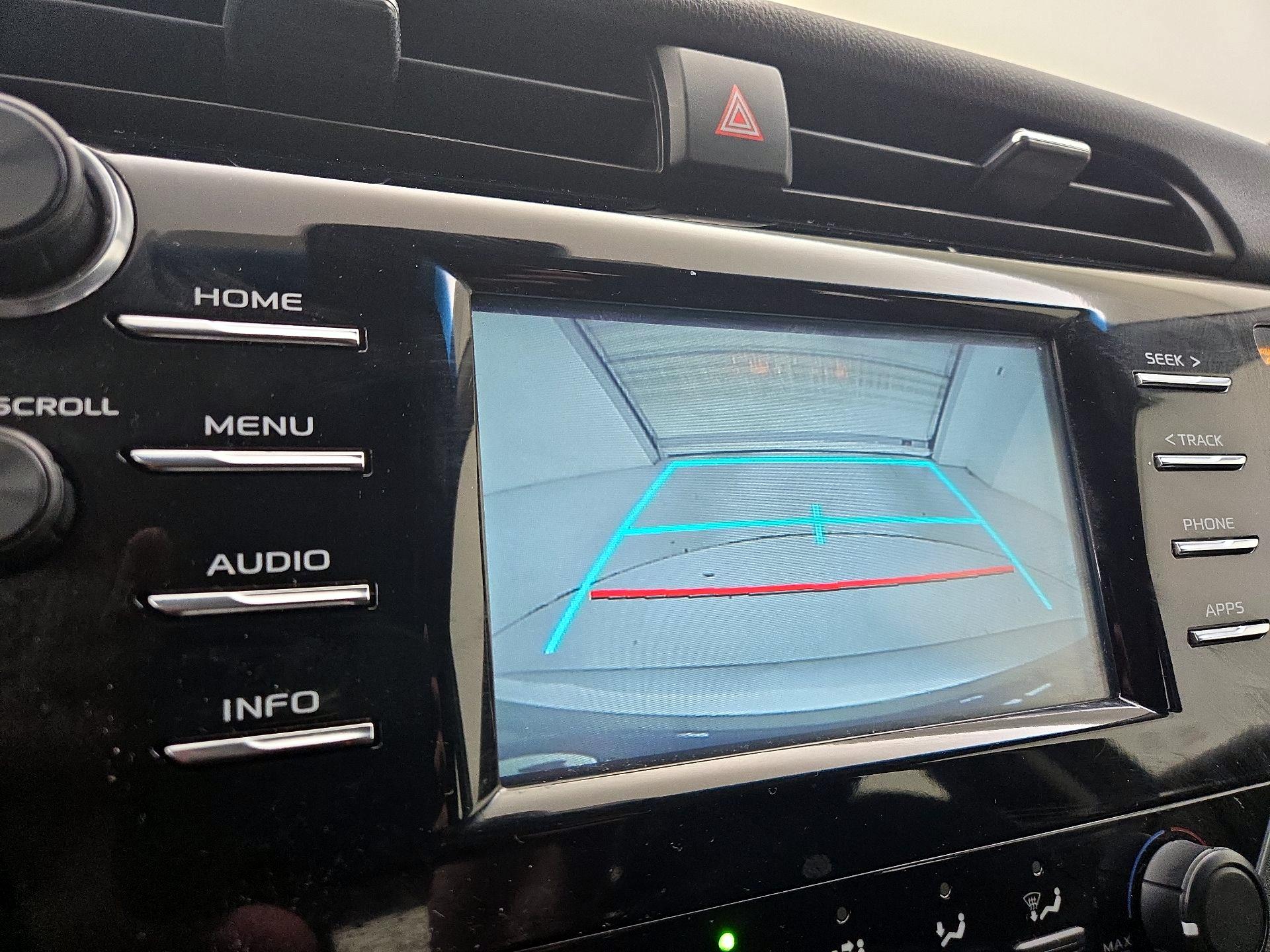 Thumbnail: 2018 Toyota Camry - 14
