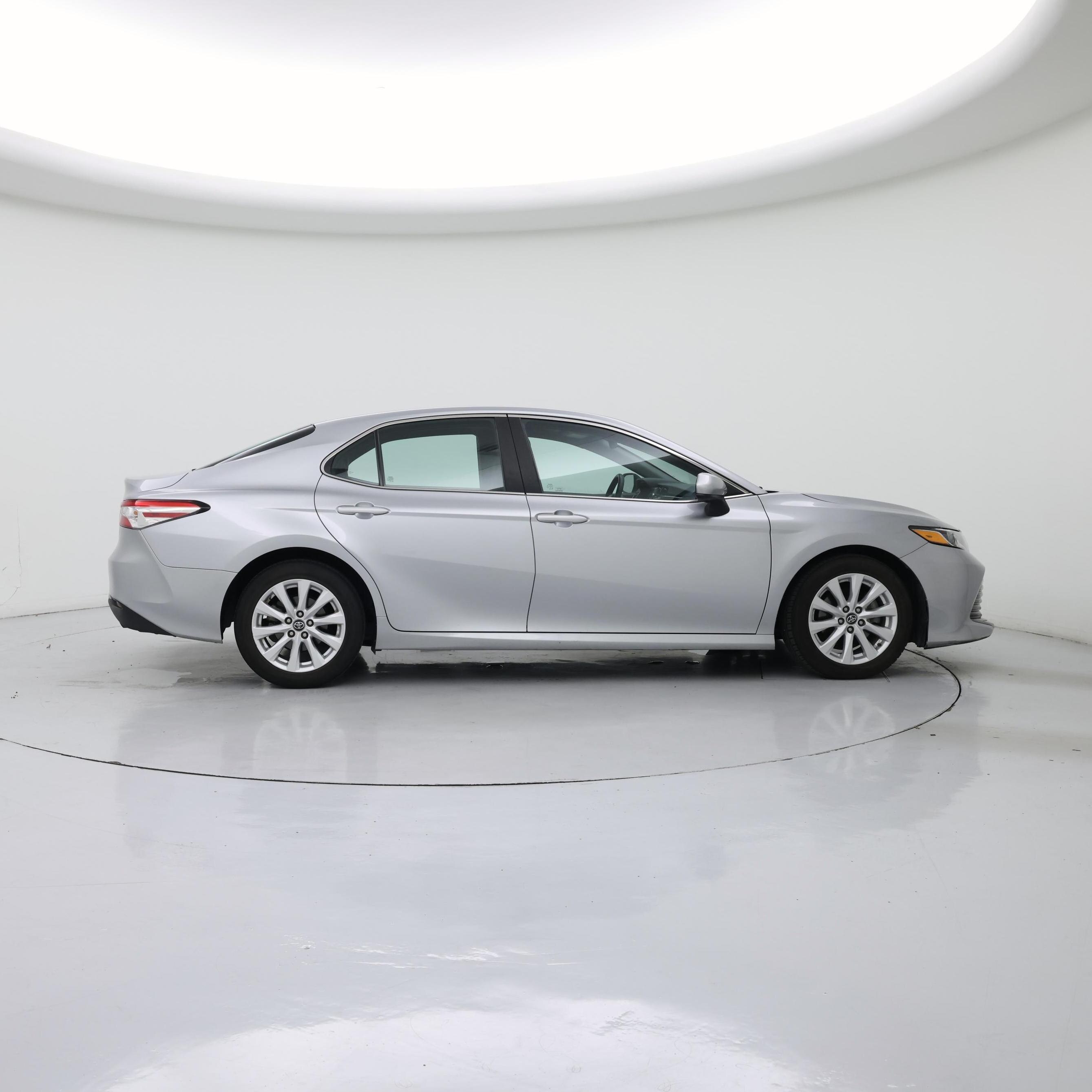 Thumbnail: 2018 Toyota Camry - 7