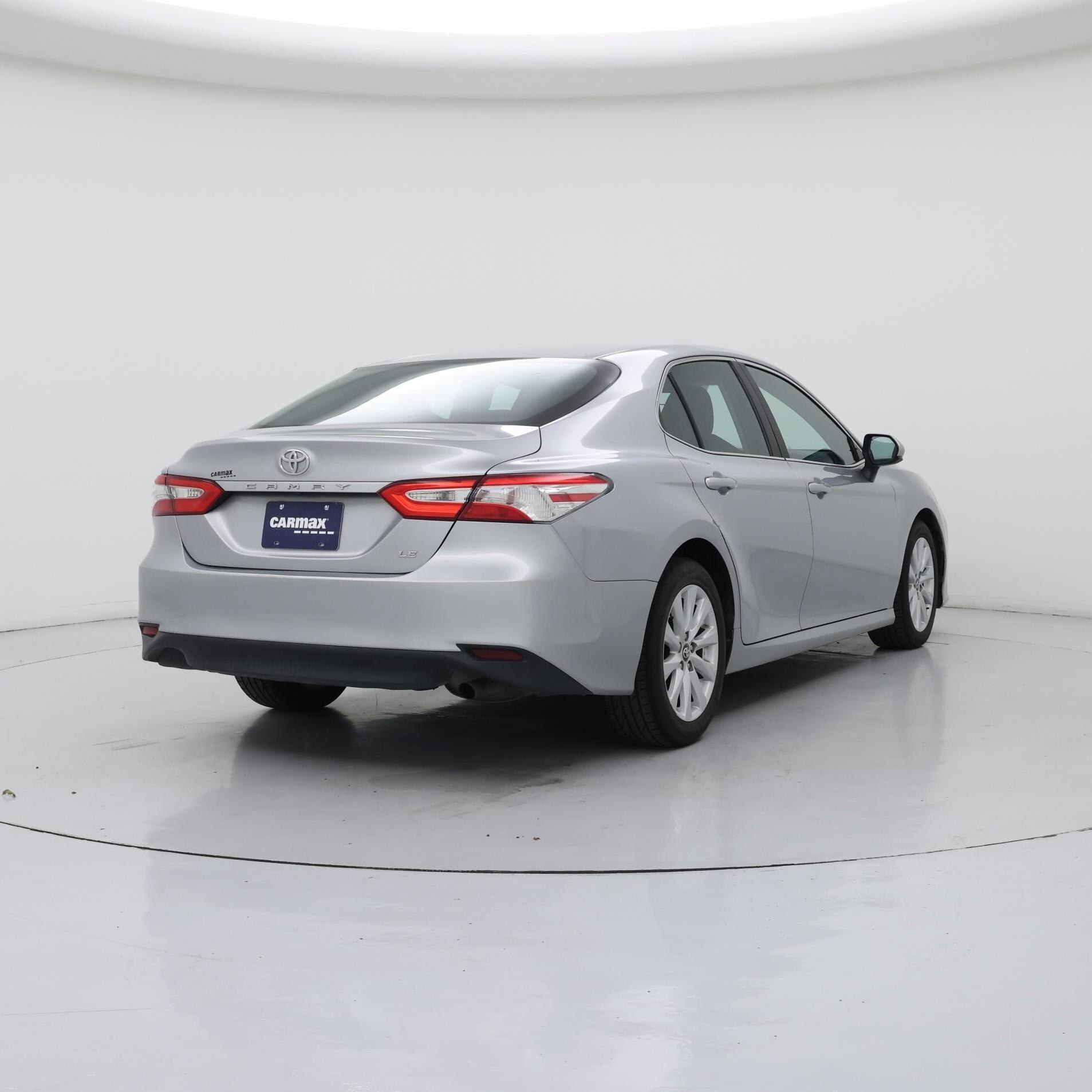 Thumbnail: 2018 Toyota Camry - 8