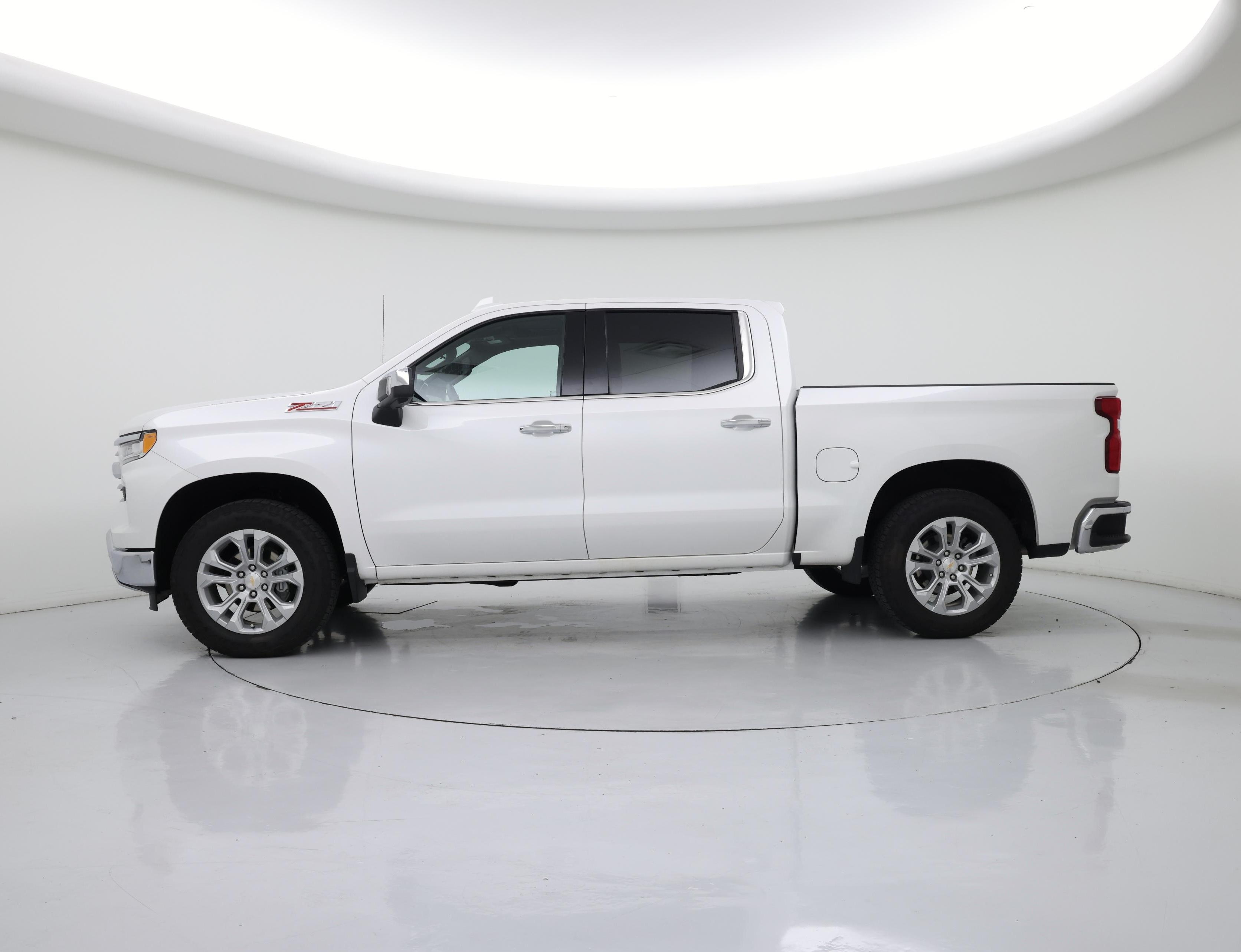 Thumbnail: 2025 Chevrolet Silverado 1500 - 3