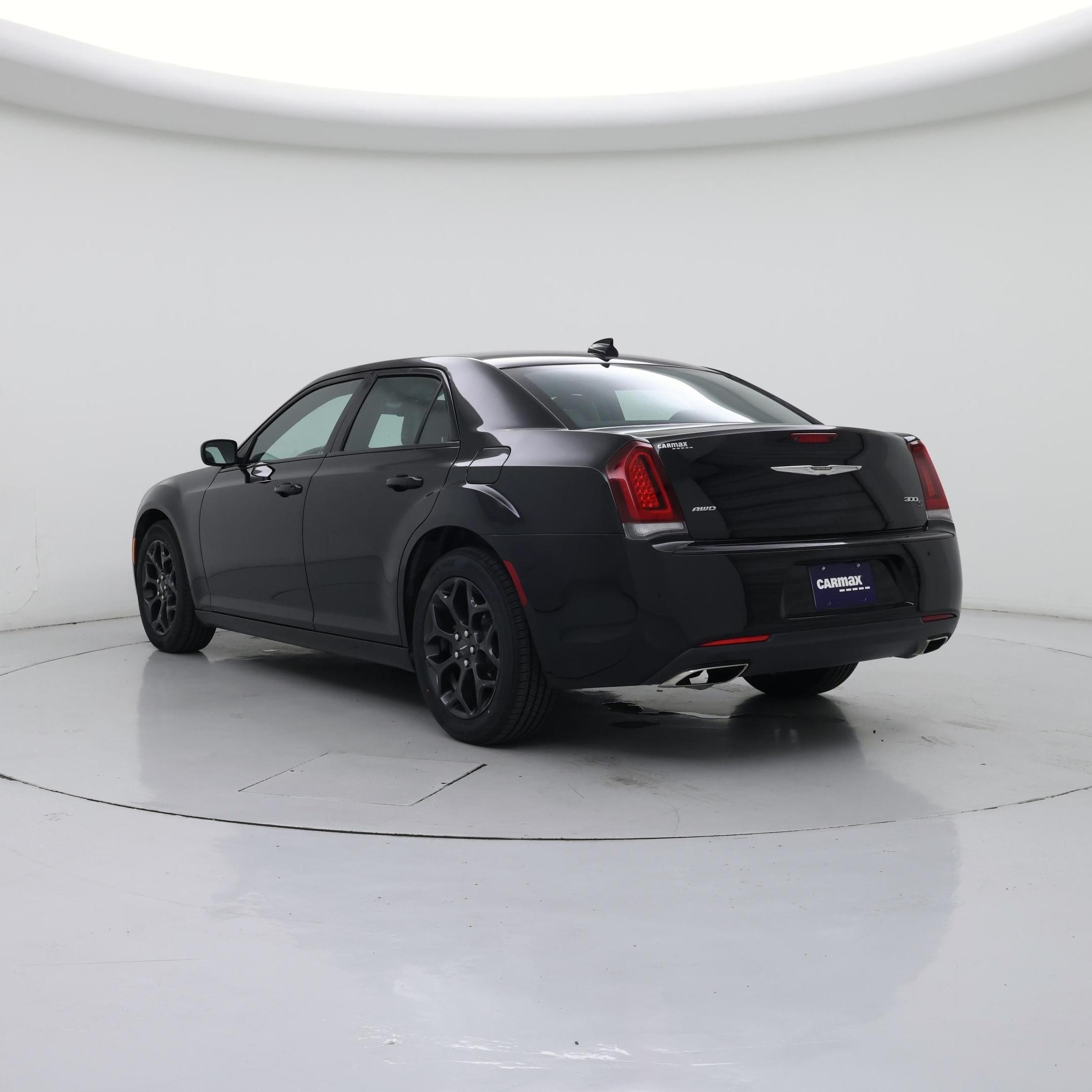 Thumbnail: 2019 Chrysler 300 - 2