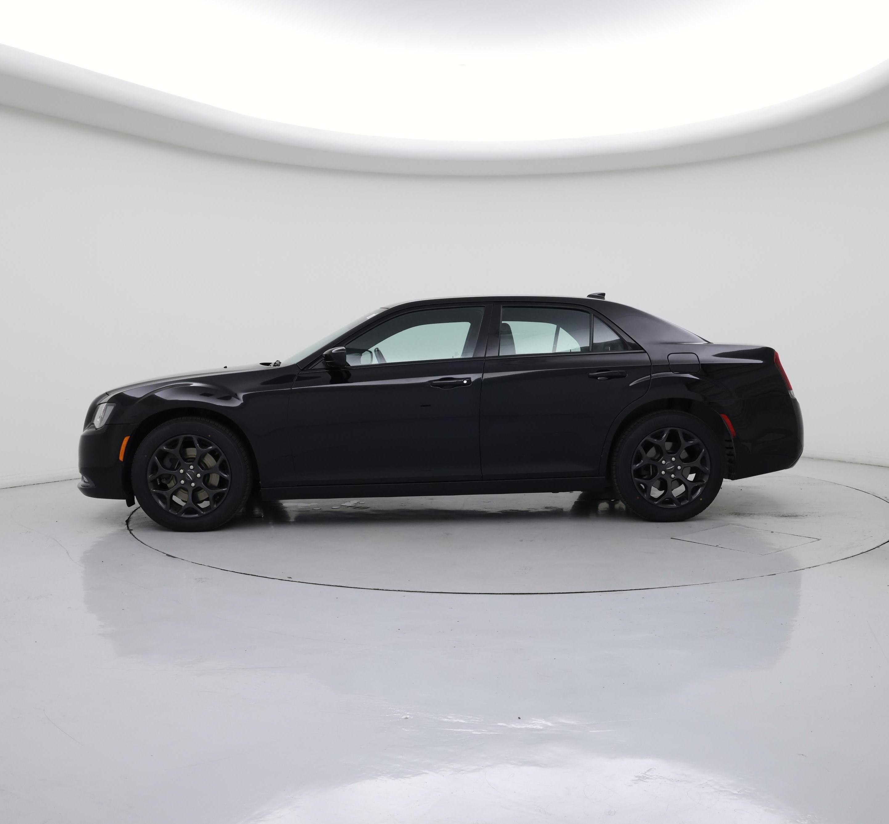 Thumbnail: 2019 Chrysler 300 - 3