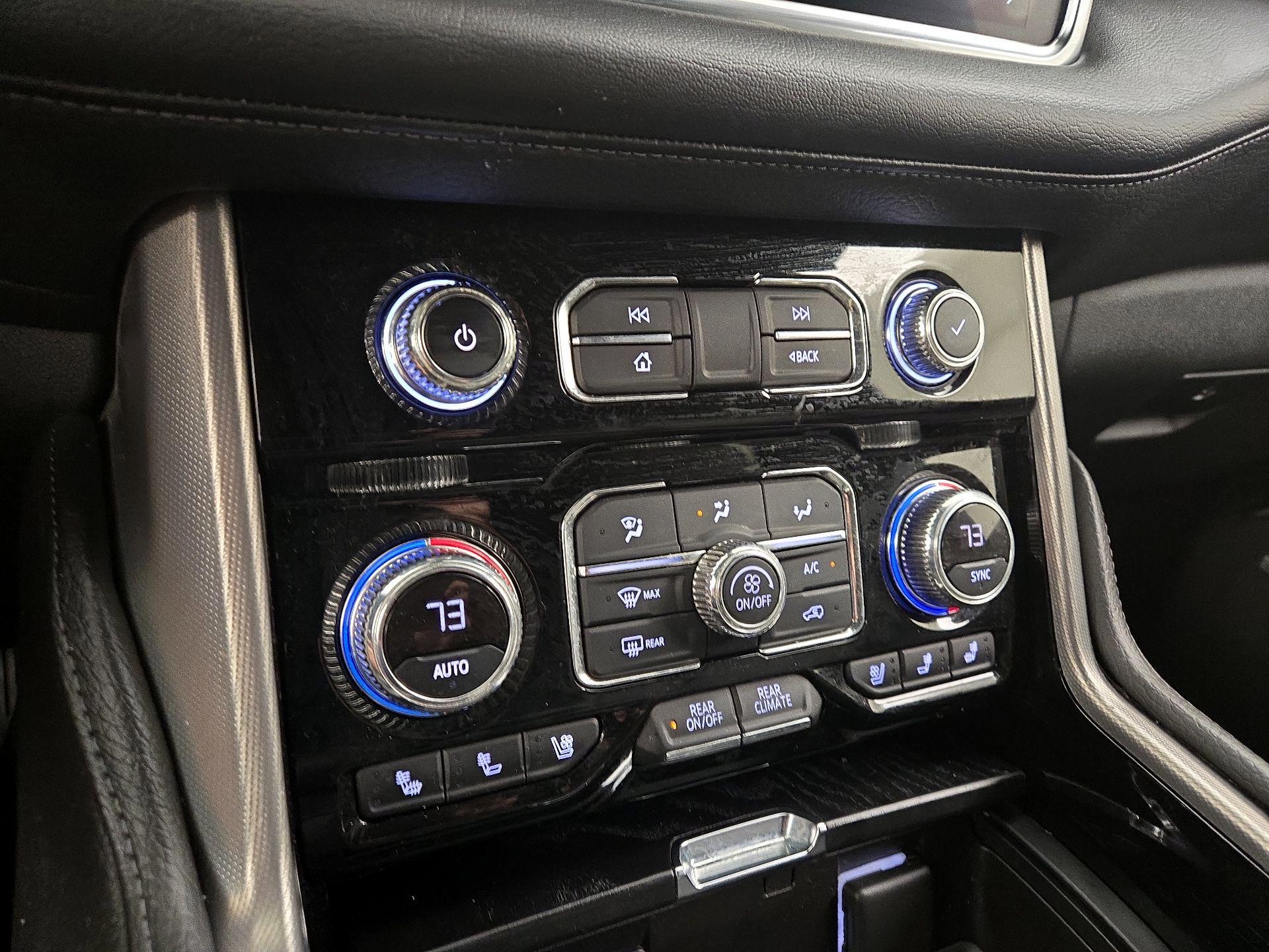 Thumbnail: 2022 GMC Yukon - 17