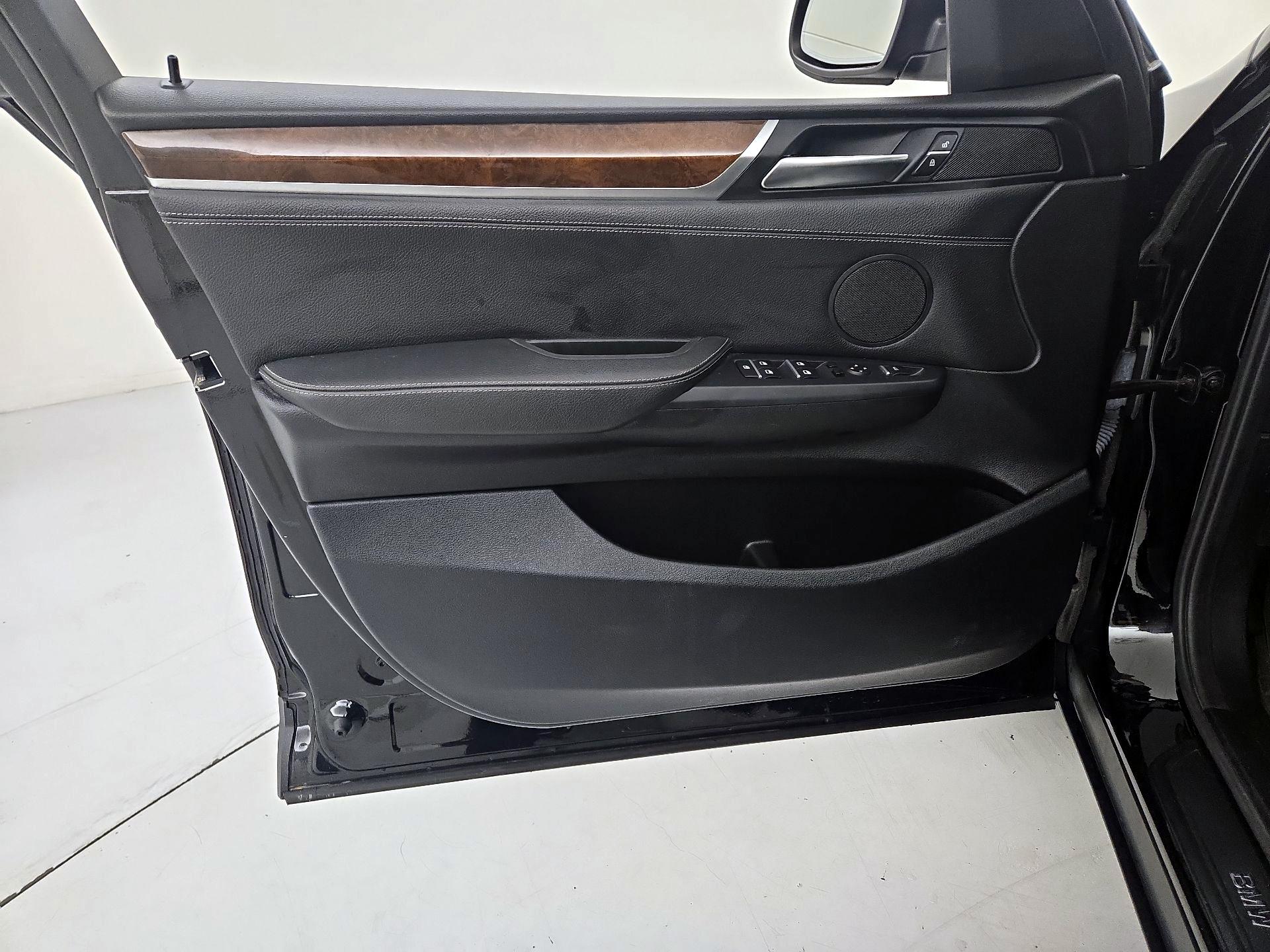 Thumbnail: 2016 BMW X3 - 12