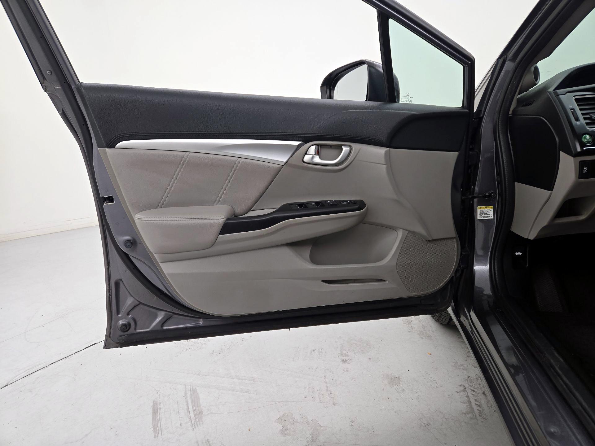 Thumbnail: 2015 Honda Civic - 12
