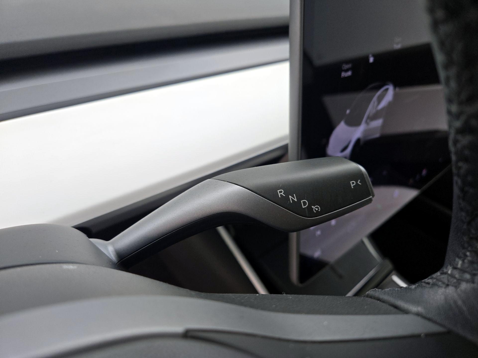 Thumbnail: 2020 Tesla Model 3 - 17