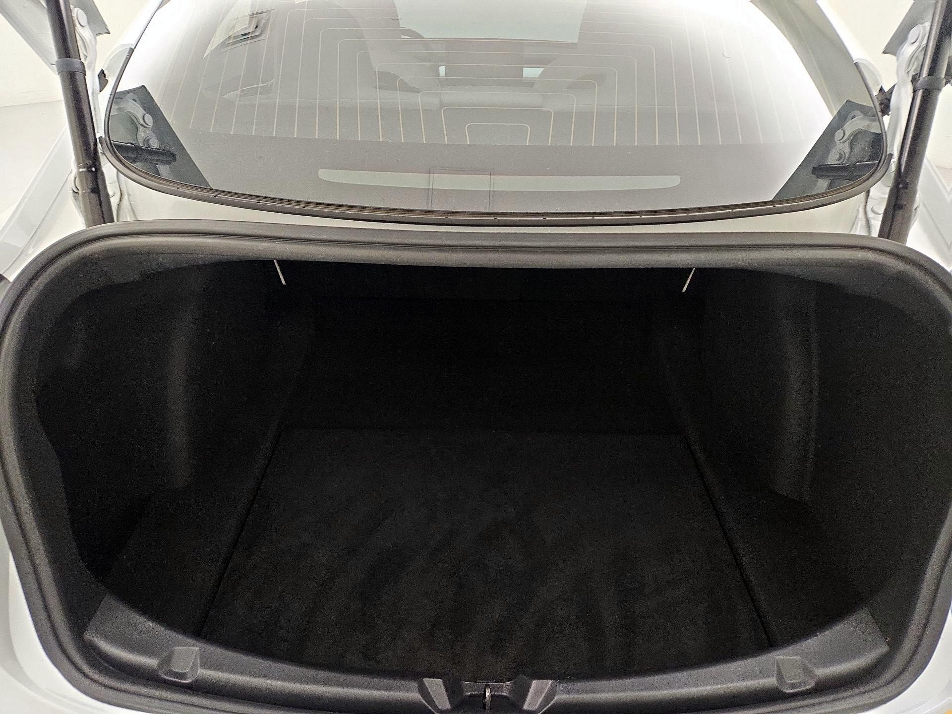 Thumbnail: 2020 Tesla Model 3 - 20