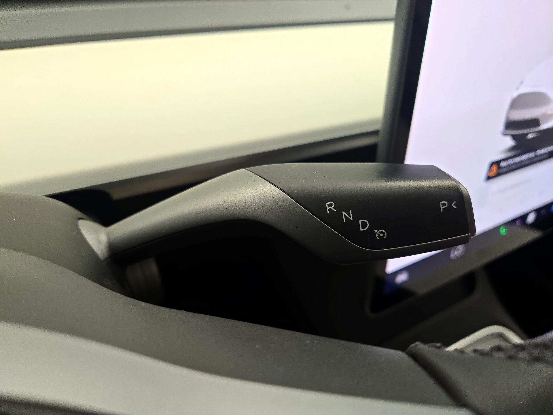 Thumbnail: 2022 Tesla Model Y - 17