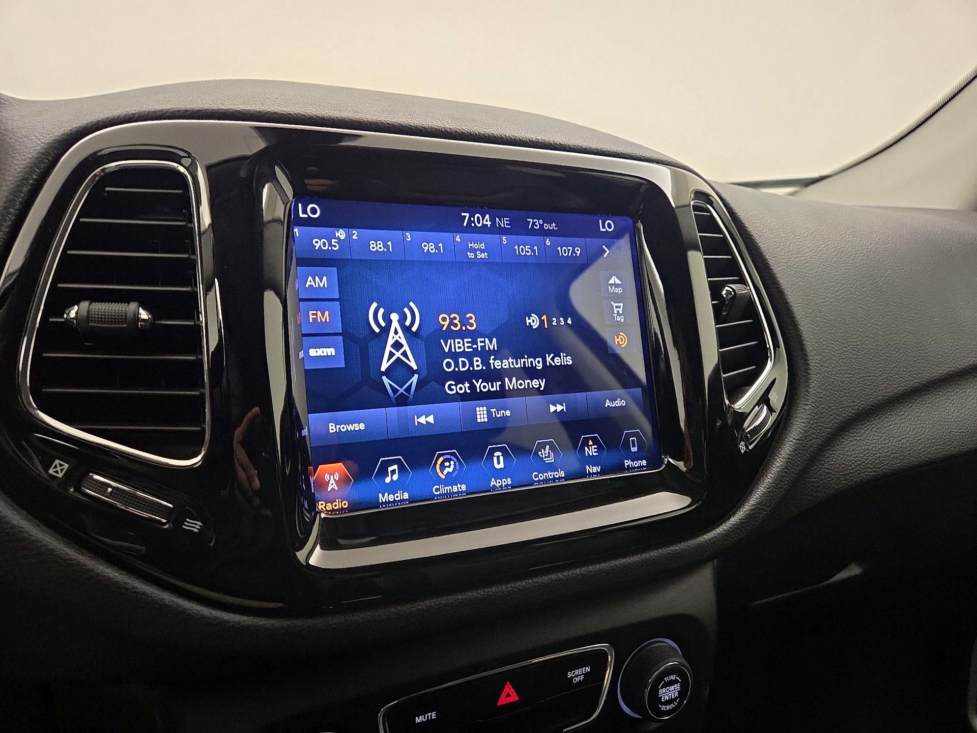 Thumbnail: 2018 Jeep Compass - 16