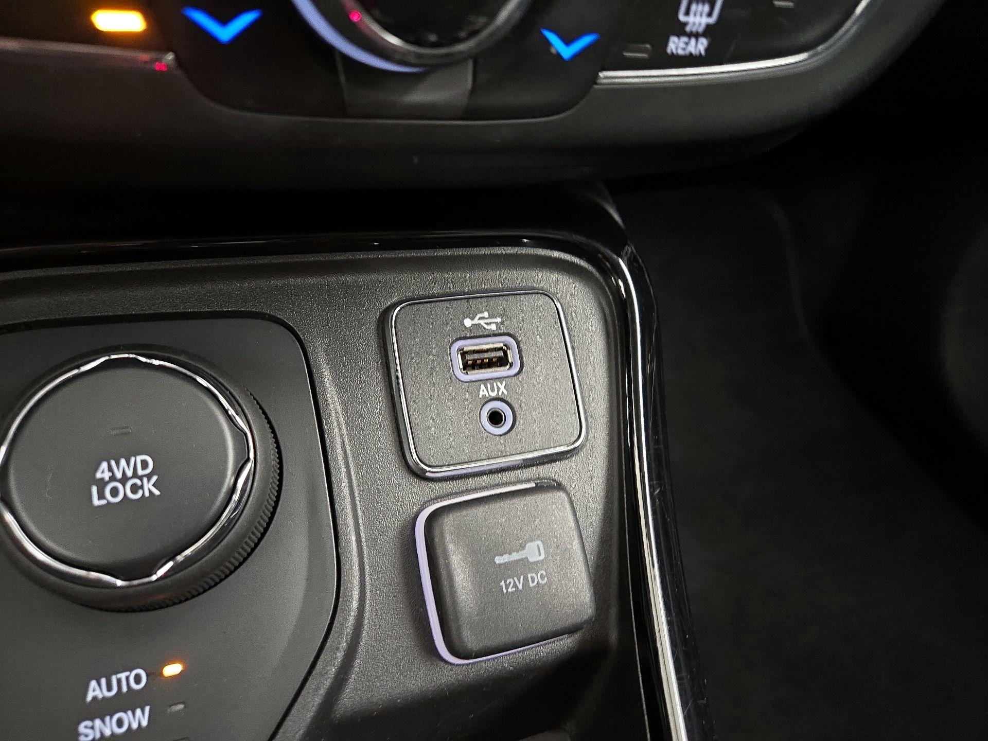 Thumbnail: 2018 Jeep Compass - 19