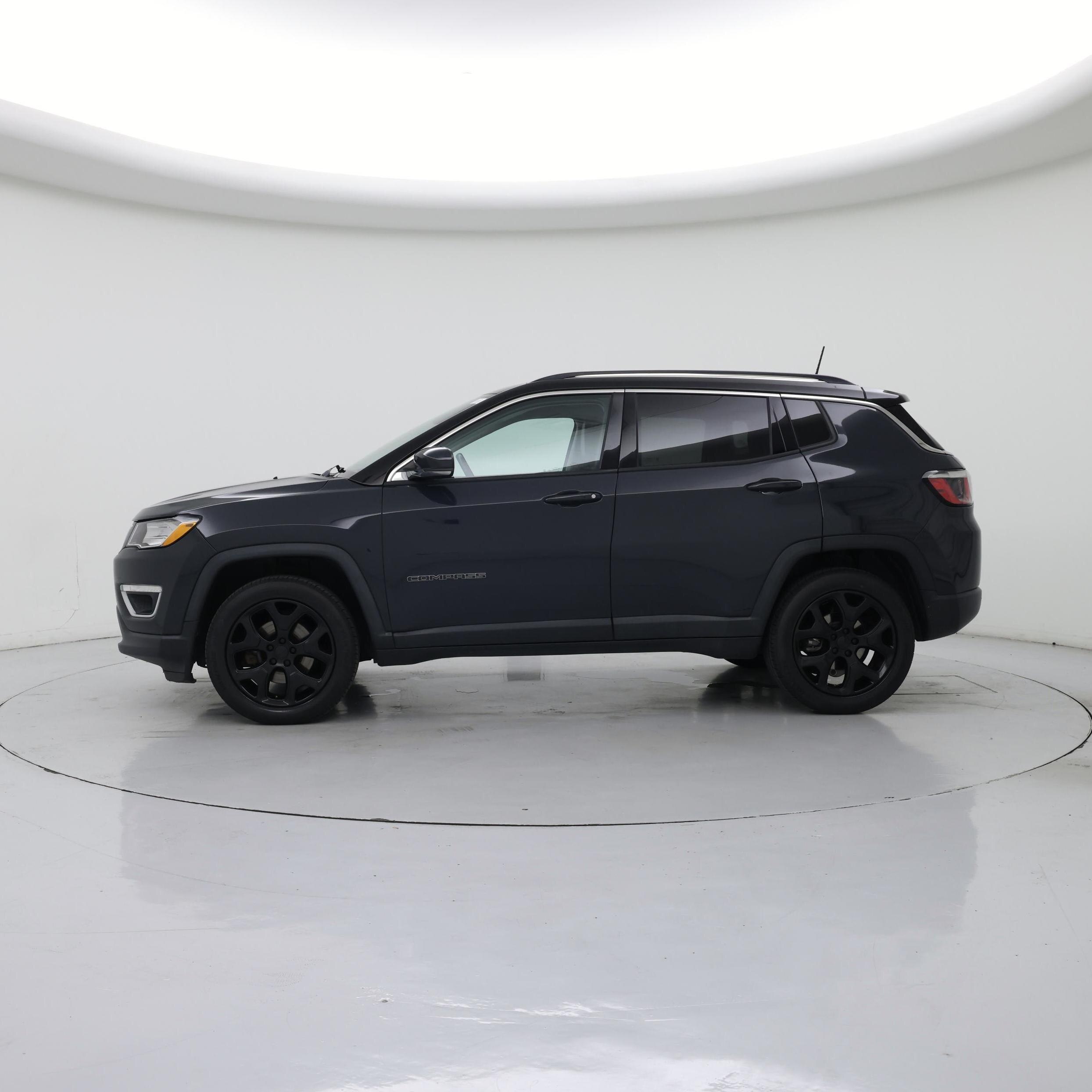 Thumbnail: 2018 Jeep Compass - 3