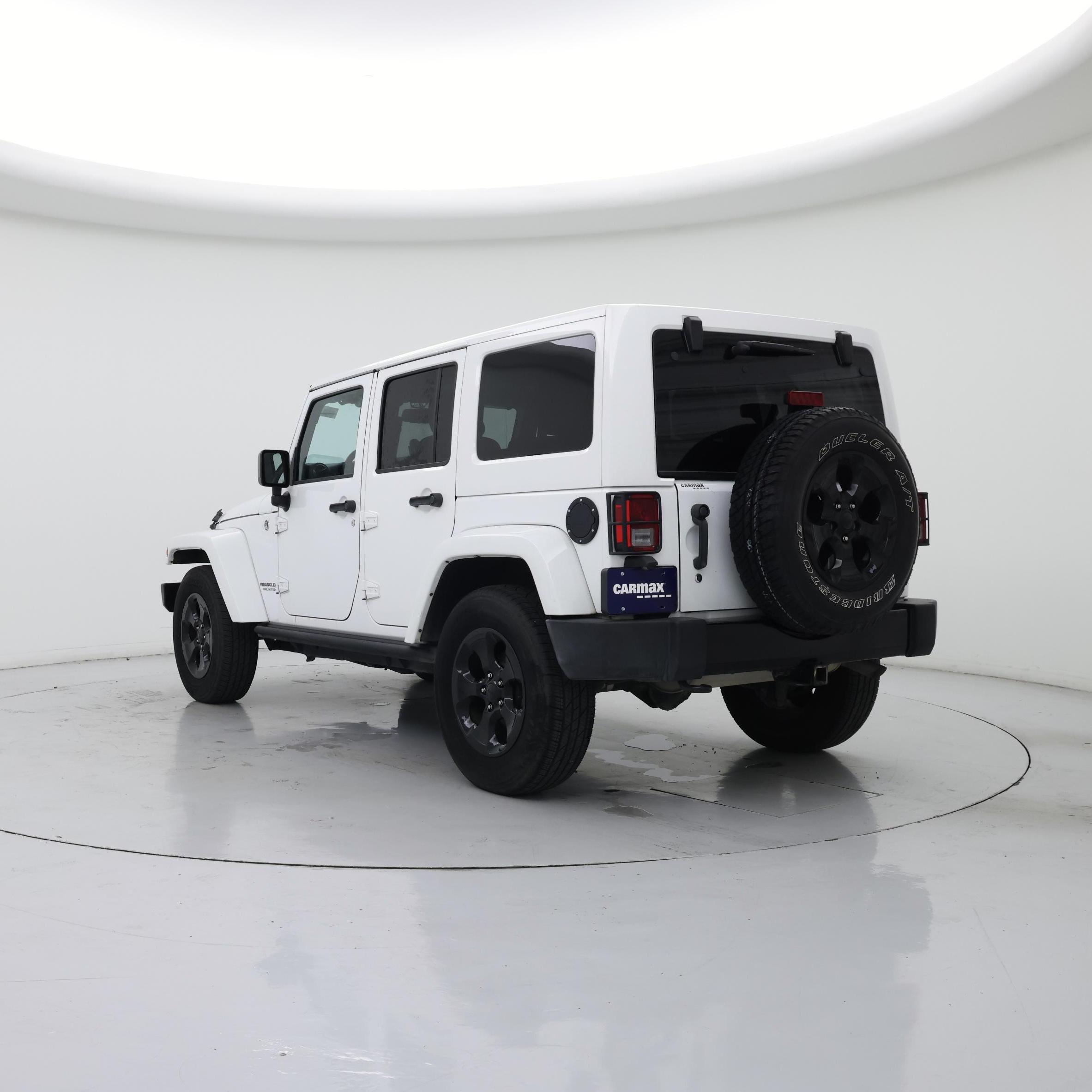 Thumbnail: 2015 Jeep Wrangler - 2