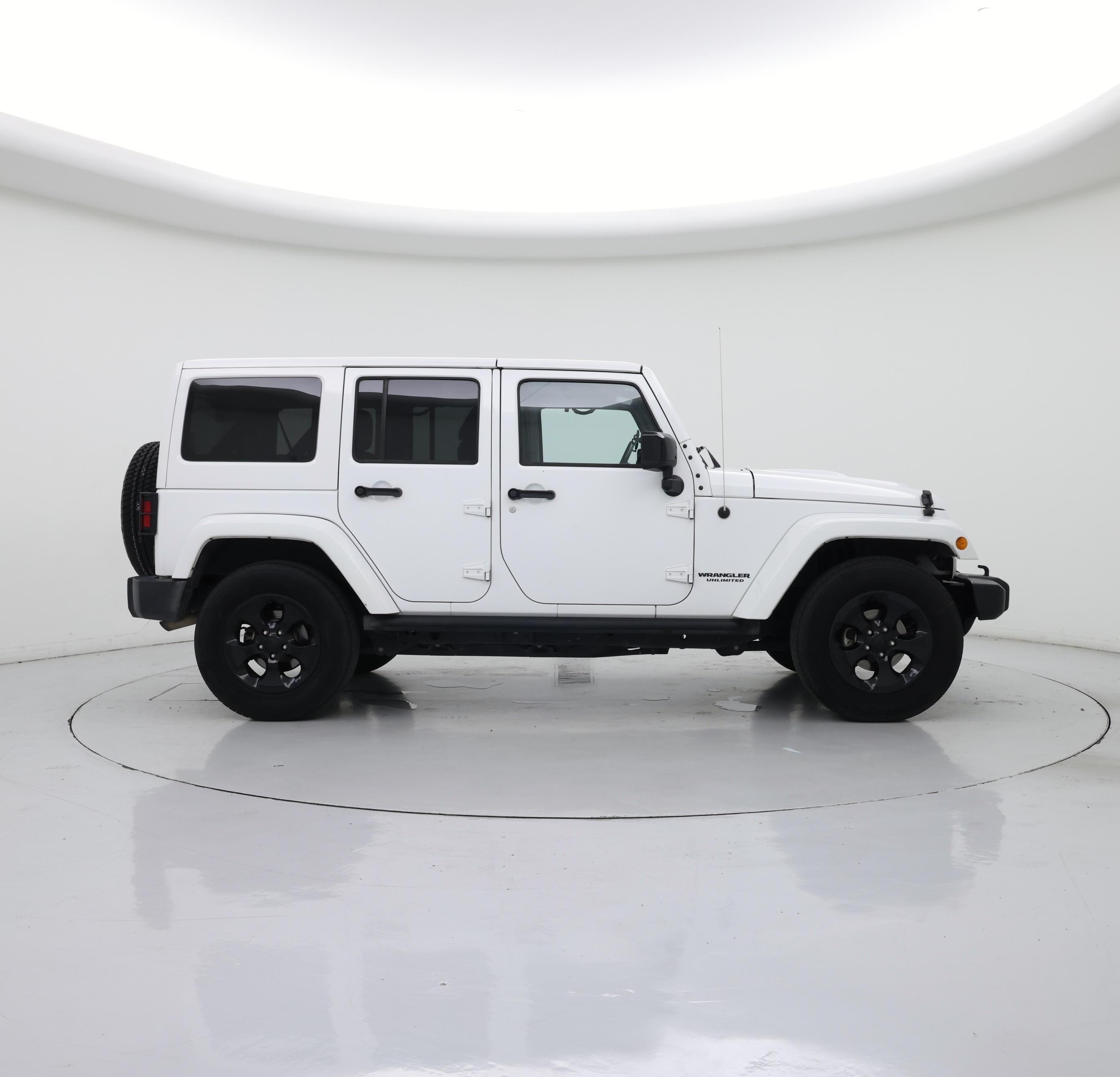 Thumbnail: 2015 Jeep Wrangler - 7