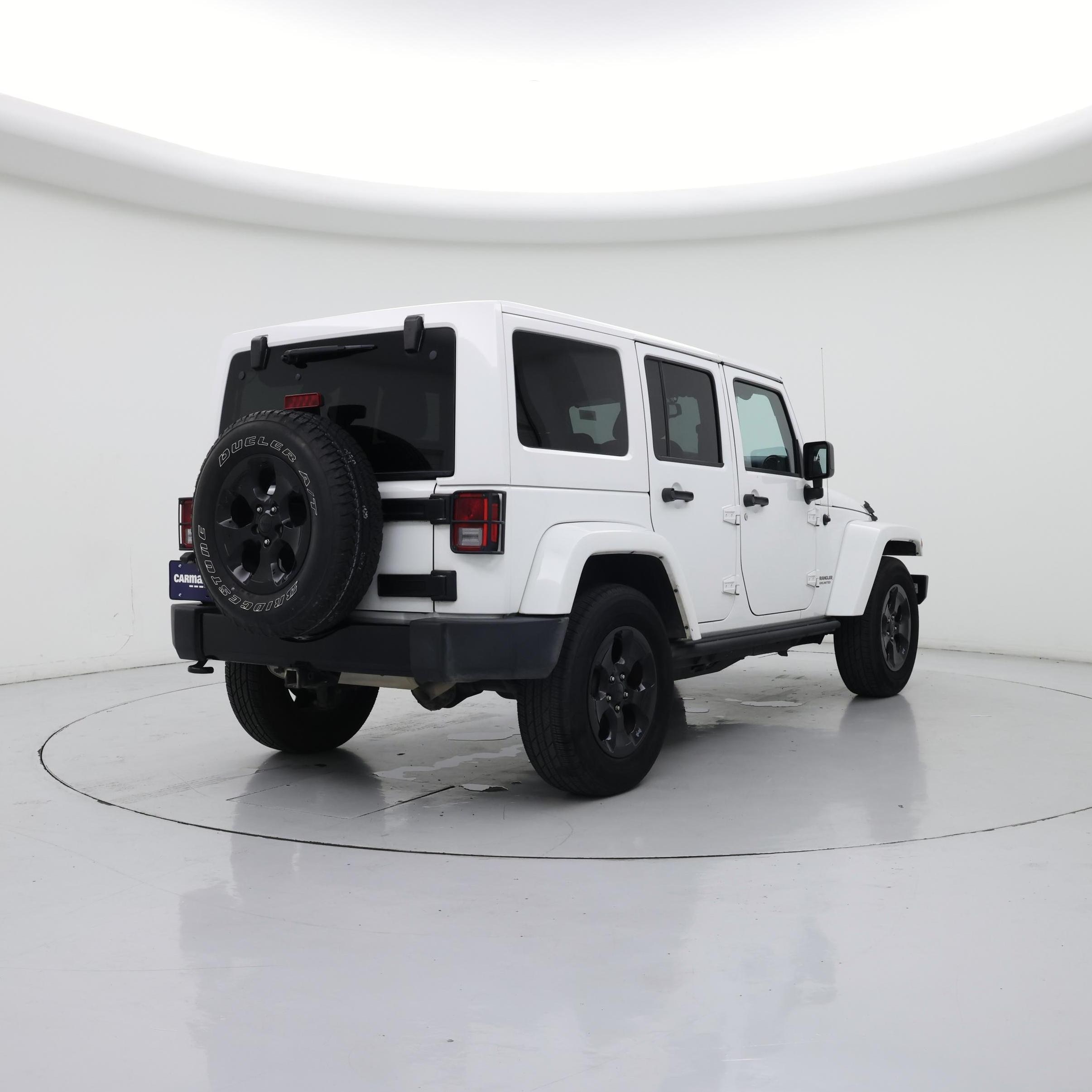 Thumbnail: 2015 Jeep Wrangler - 8
