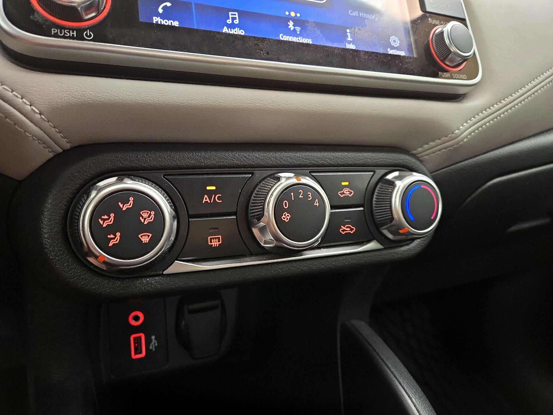 Thumbnail: 2020 Nissan Versa - 15
