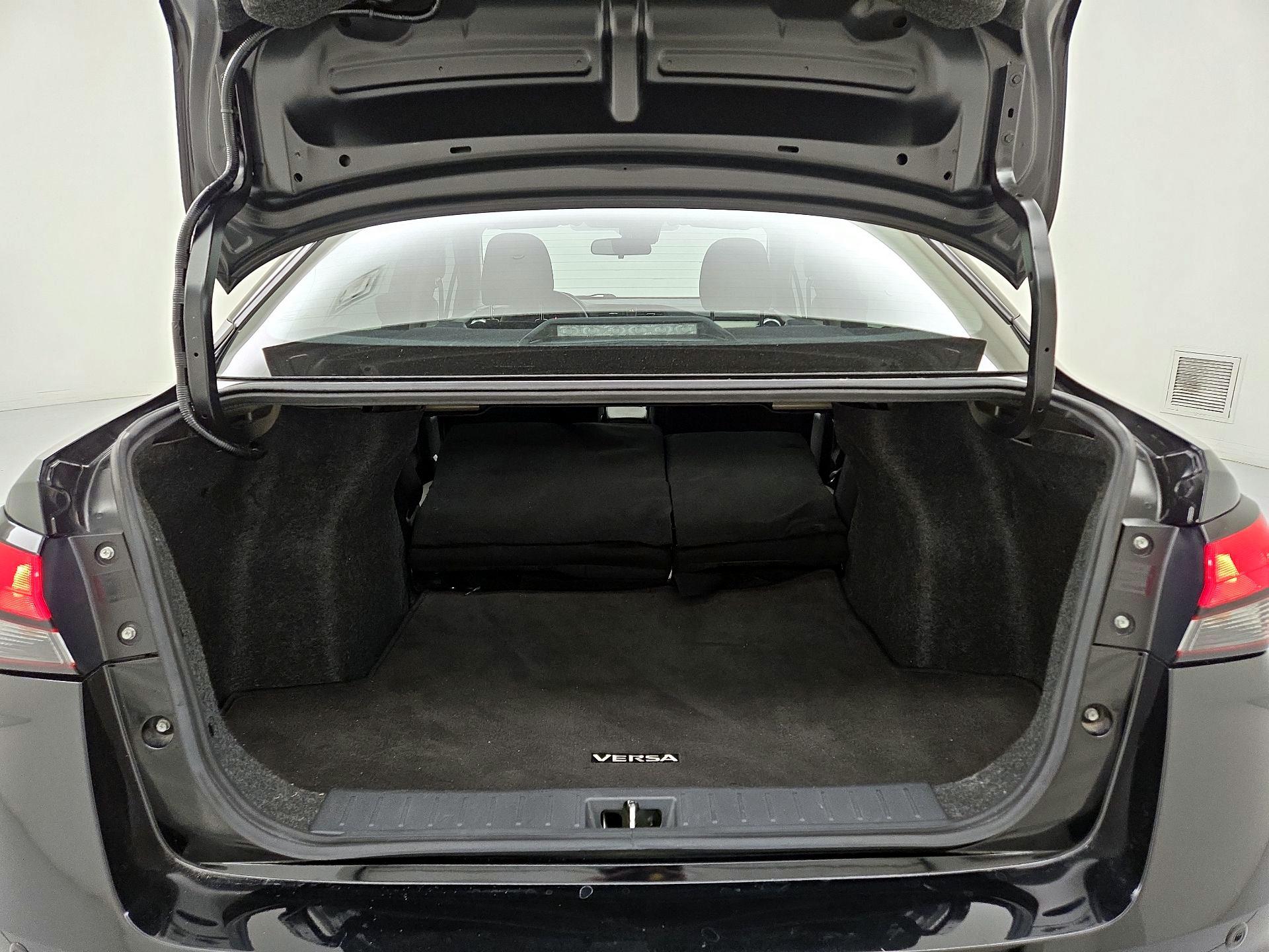 Thumbnail: 2020 Nissan Versa - 20