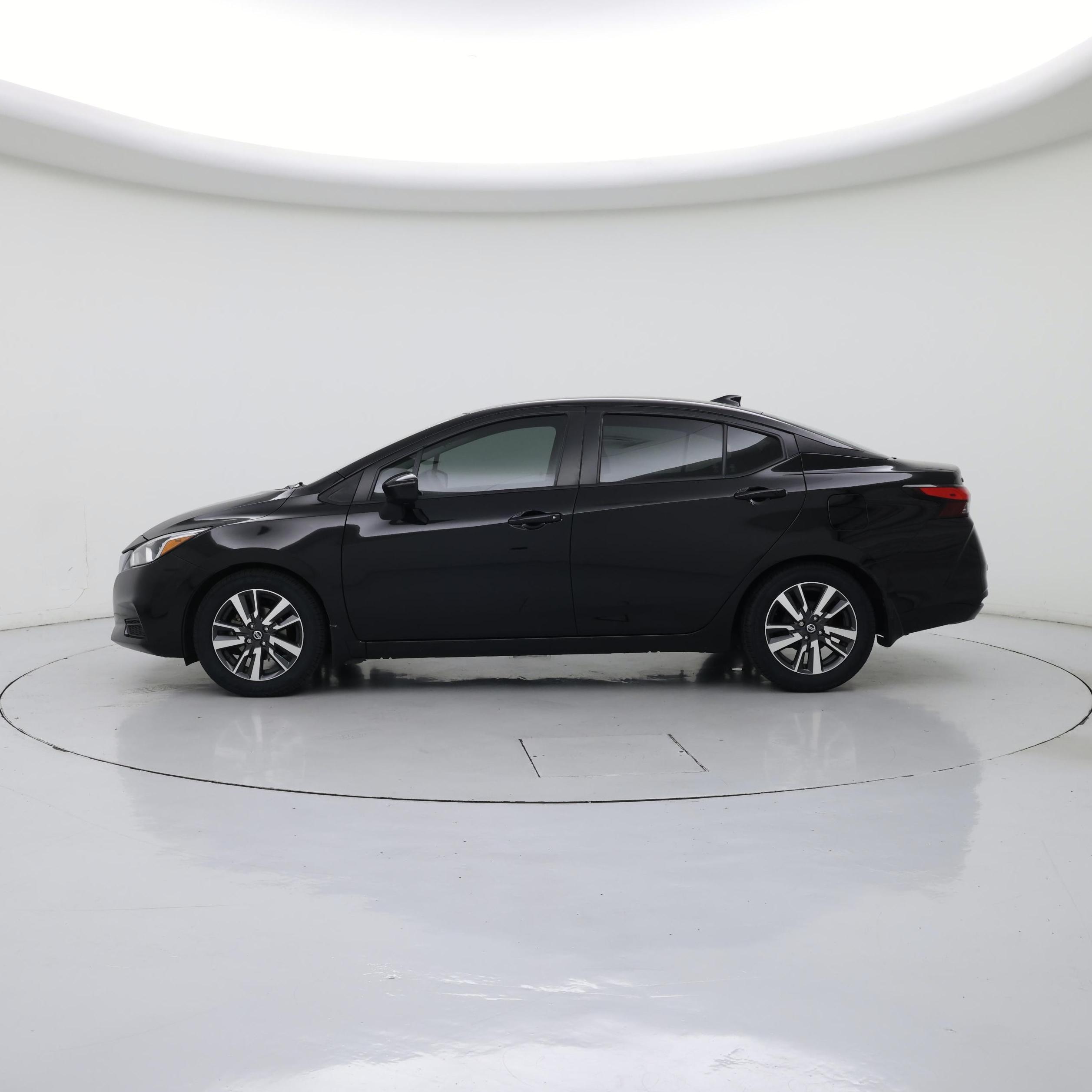 Thumbnail: 2020 Nissan Versa - 3