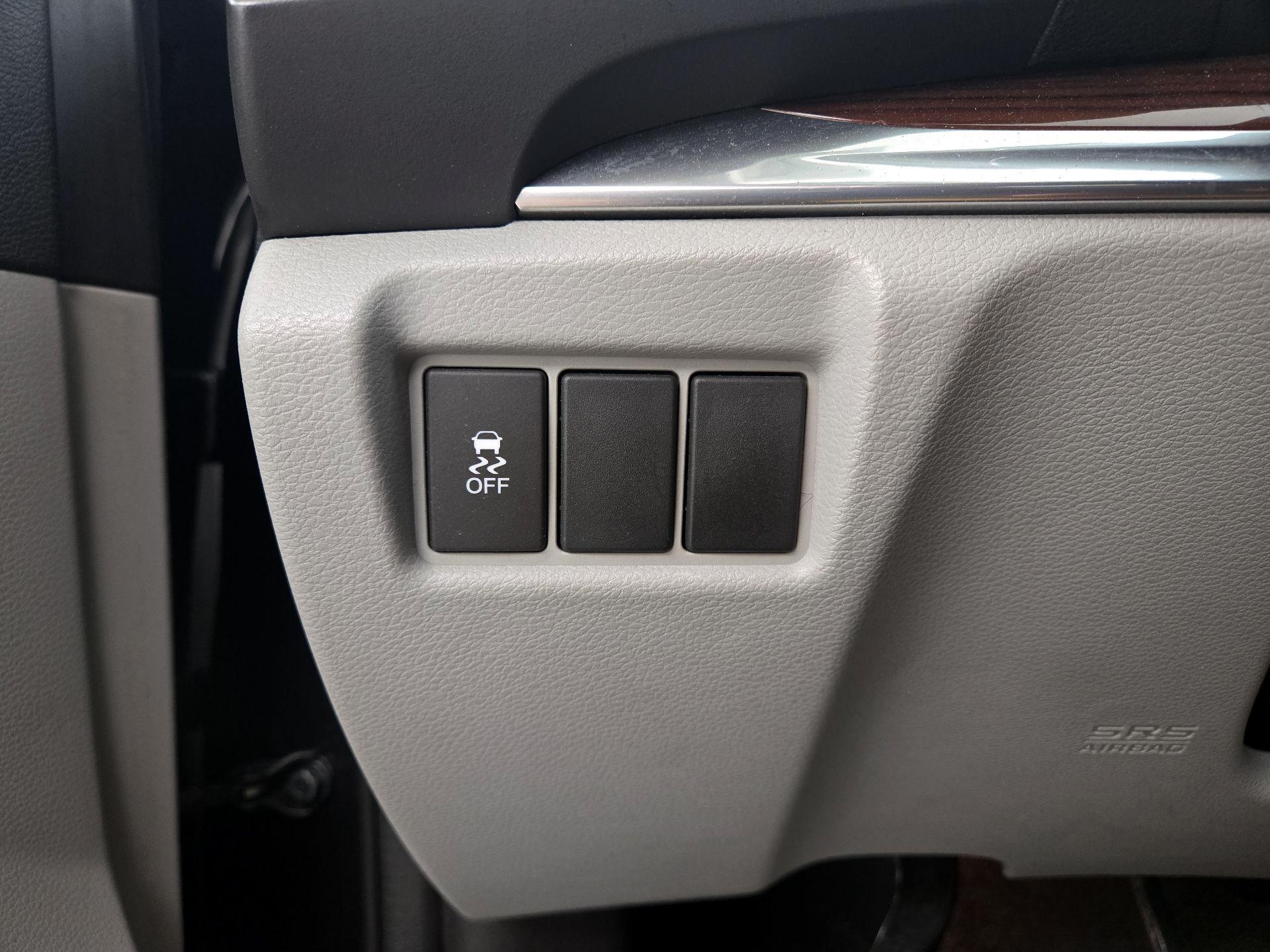Thumbnail: 2014 Acura MDX - 13
