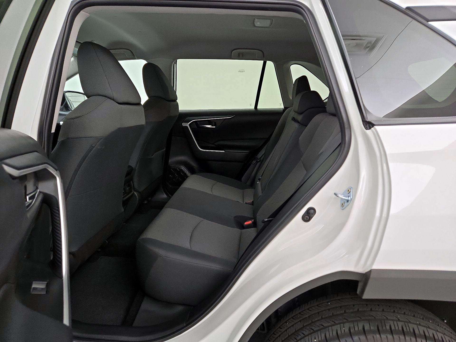 Thumbnail: 2024 Toyota RAV4 - 19