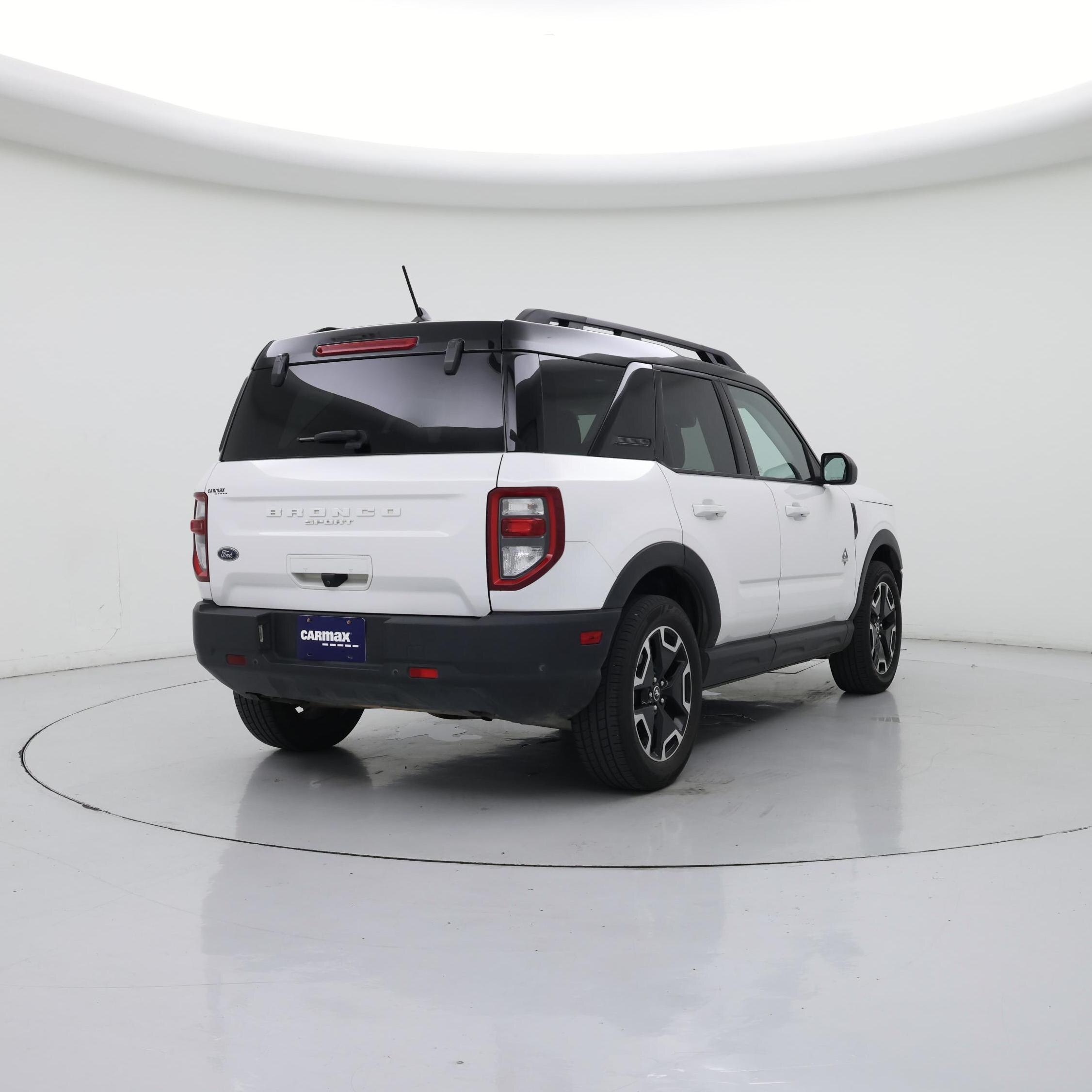 Thumbnail: 2022 Ford Bronco Sport - 8