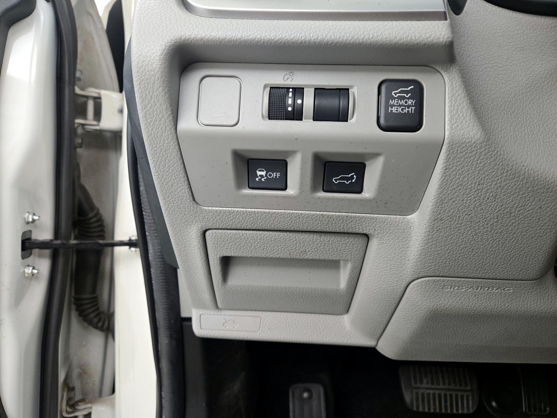 Thumbnail: 2016 Subaru Forester - 13