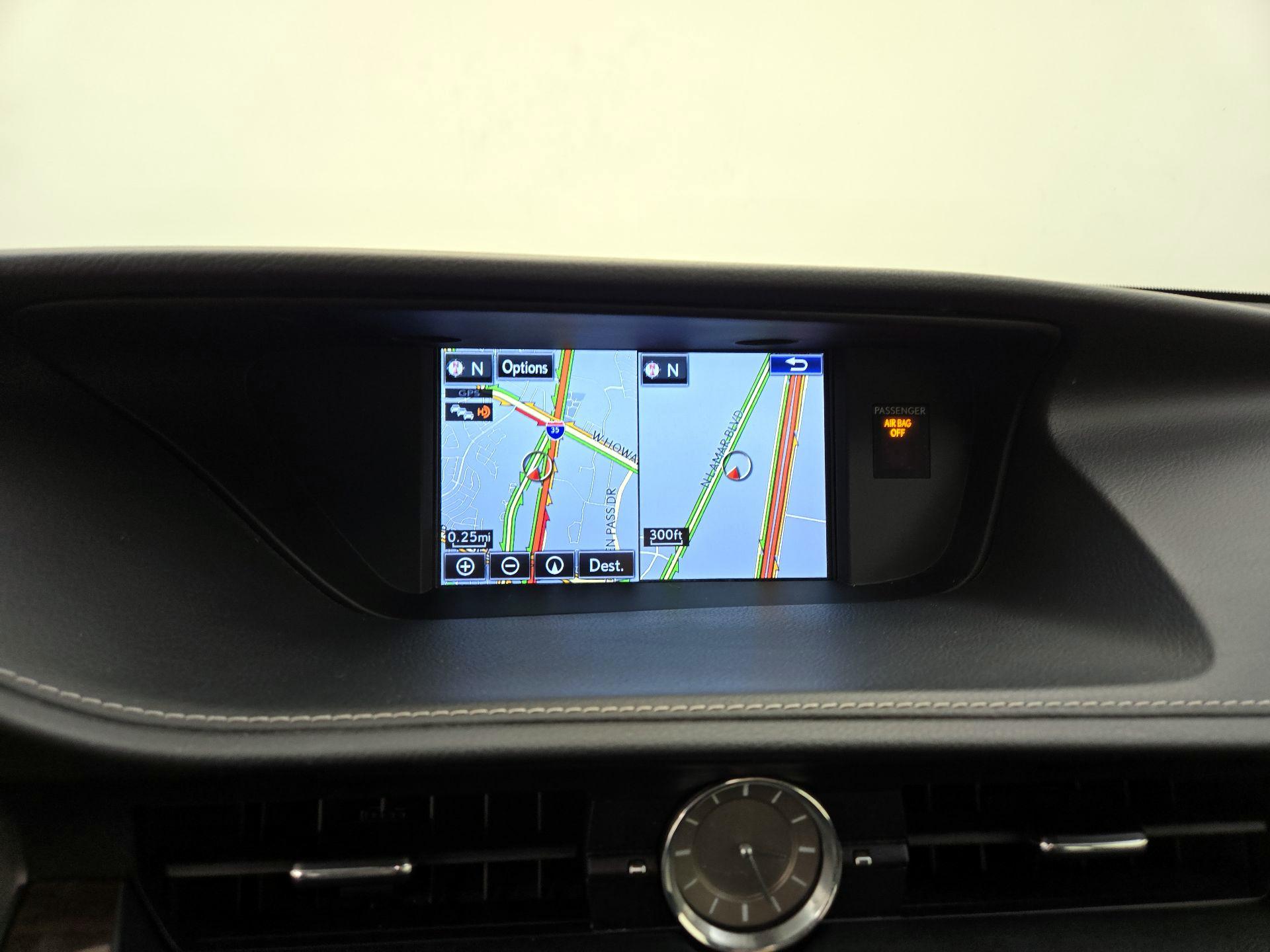 Thumbnail: 2016 Lexus ES - 14