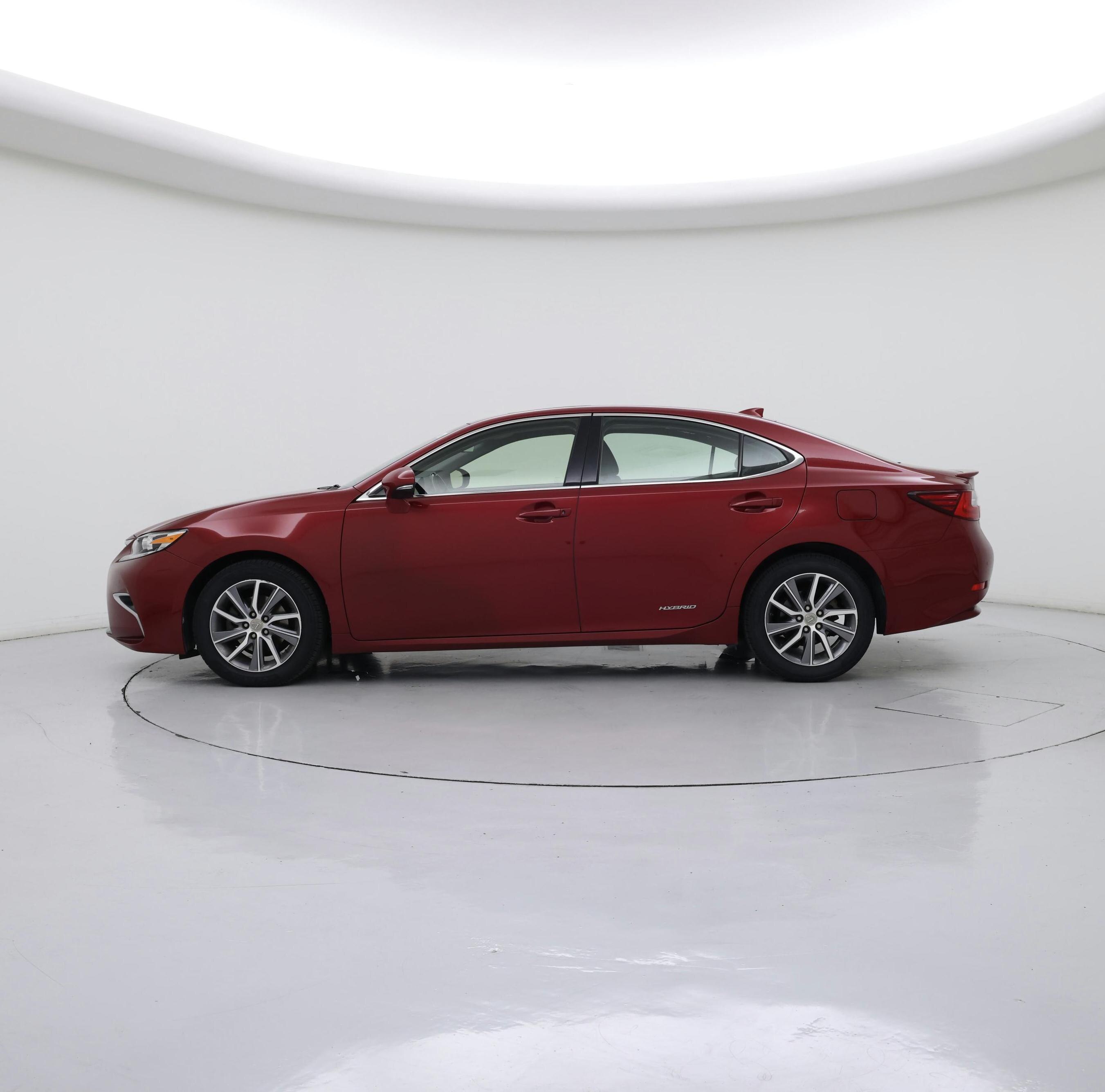 Thumbnail: 2016 Lexus ES - 3