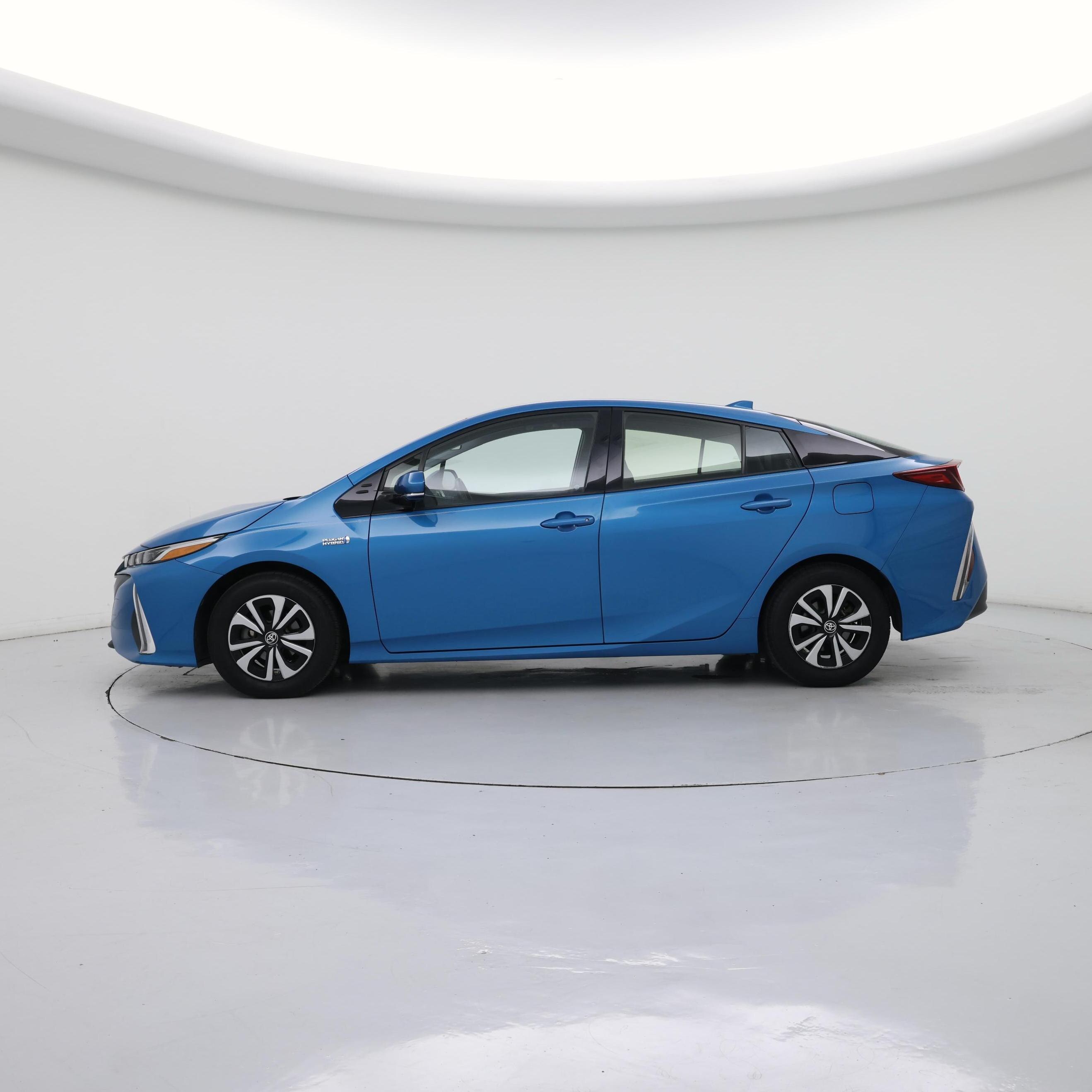 Thumbnail: 2019 Toyota Prius Prime - 3