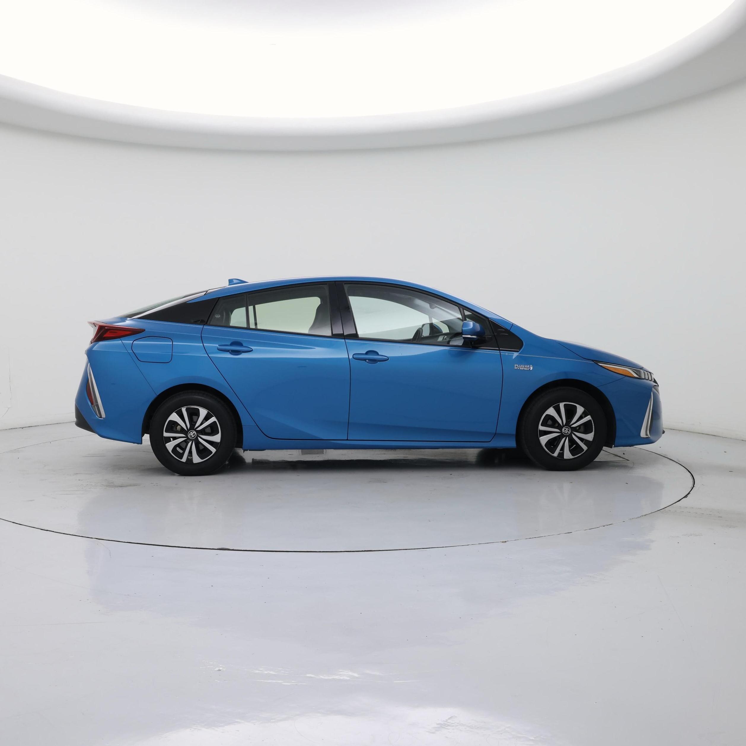 Thumbnail: 2019 Toyota Prius Prime - 7