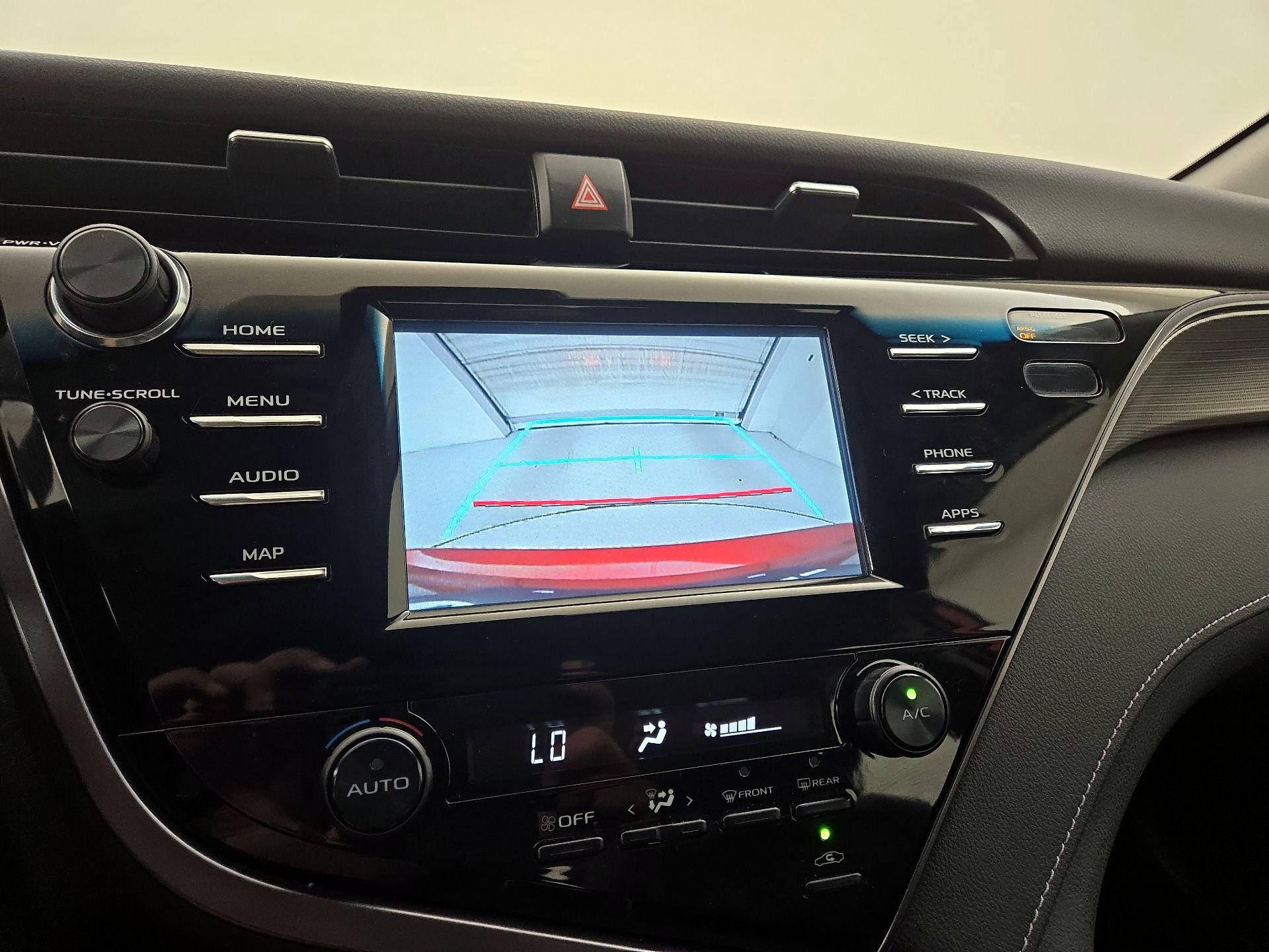 Thumbnail: 2019 Toyota Camry - 14
