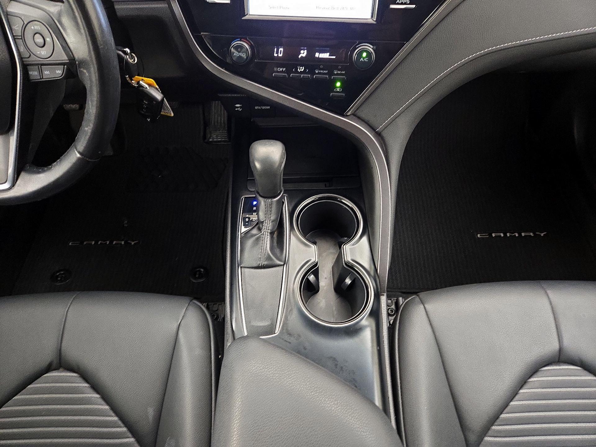 Thumbnail: 2019 Toyota Camry - 17