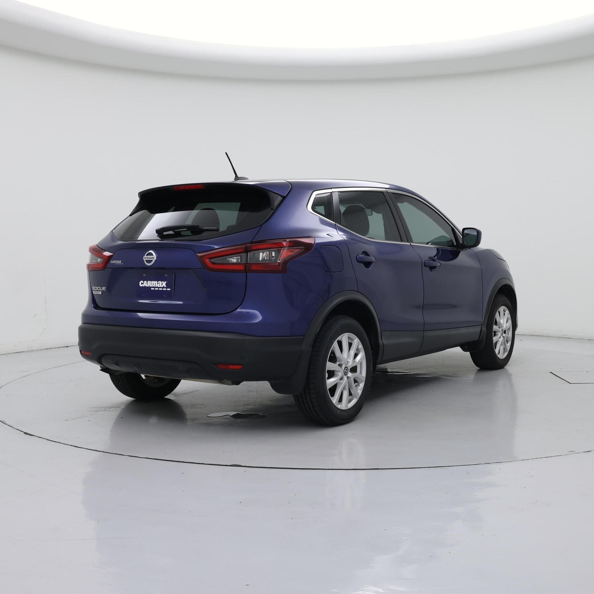 Thumbnail: 2021 Nissan Rogue Sport - 8