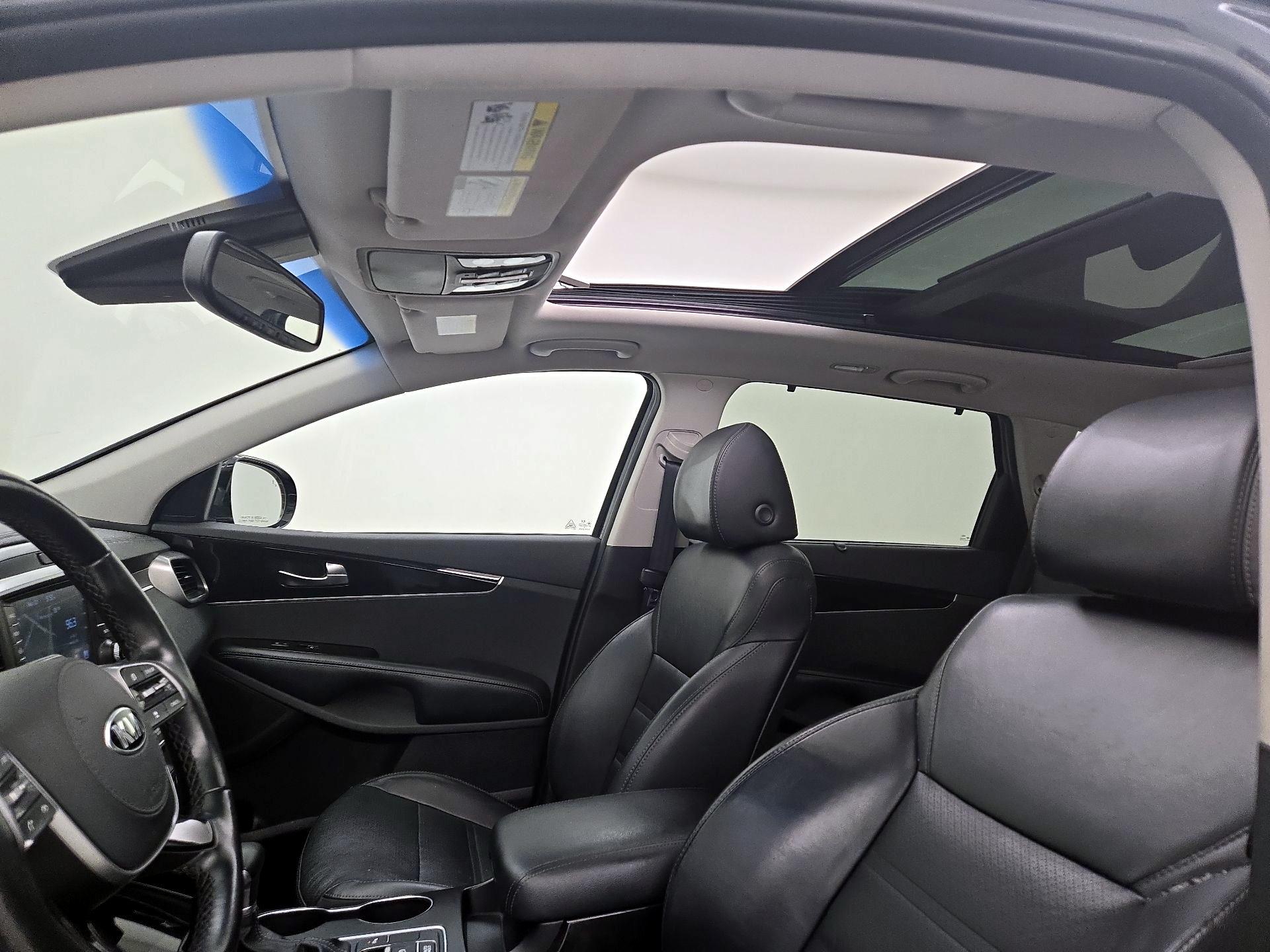 Thumbnail: 2019 Kia Sorento - 20