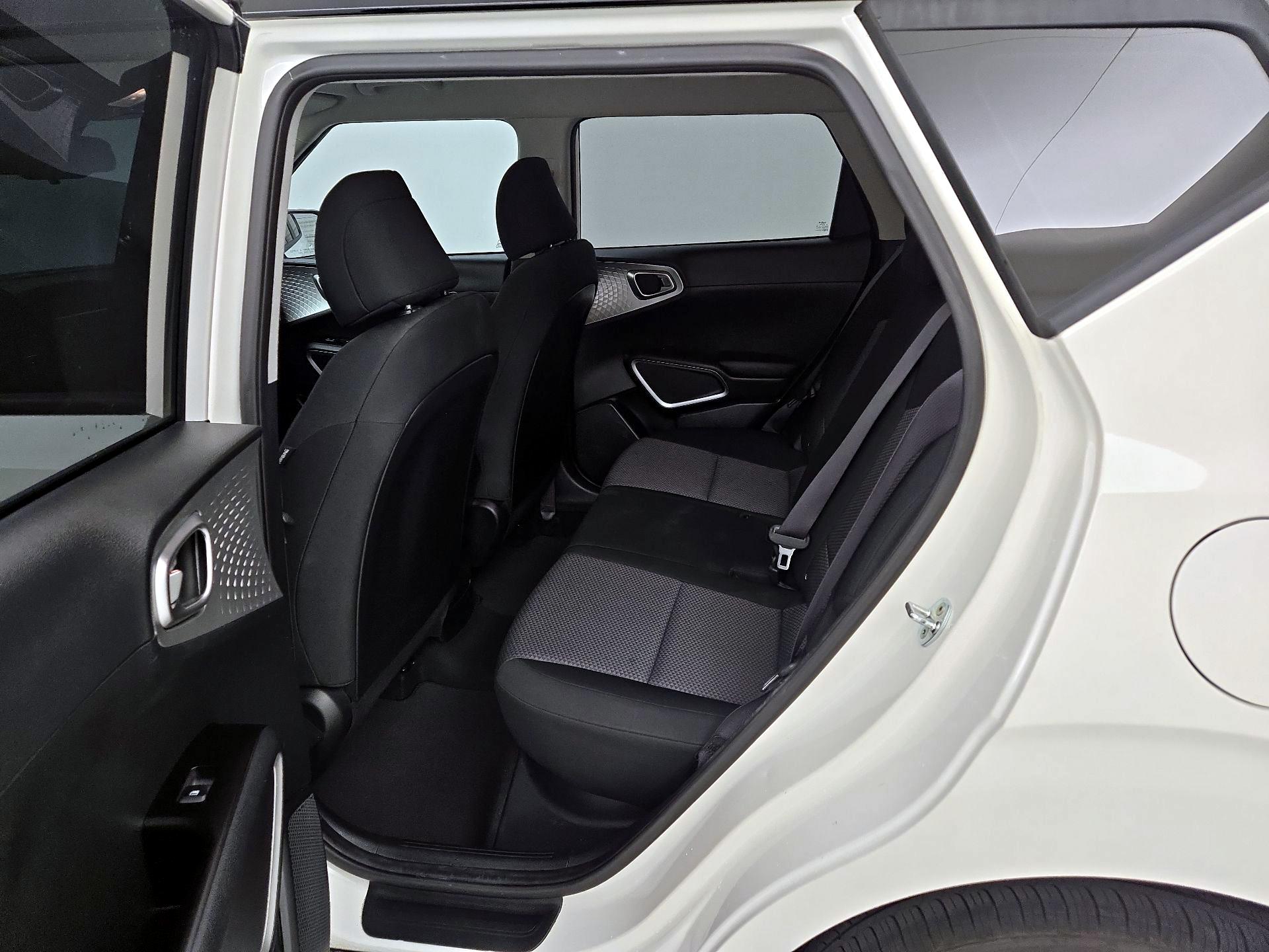 Thumbnail: 2023 Kia Soul - 20