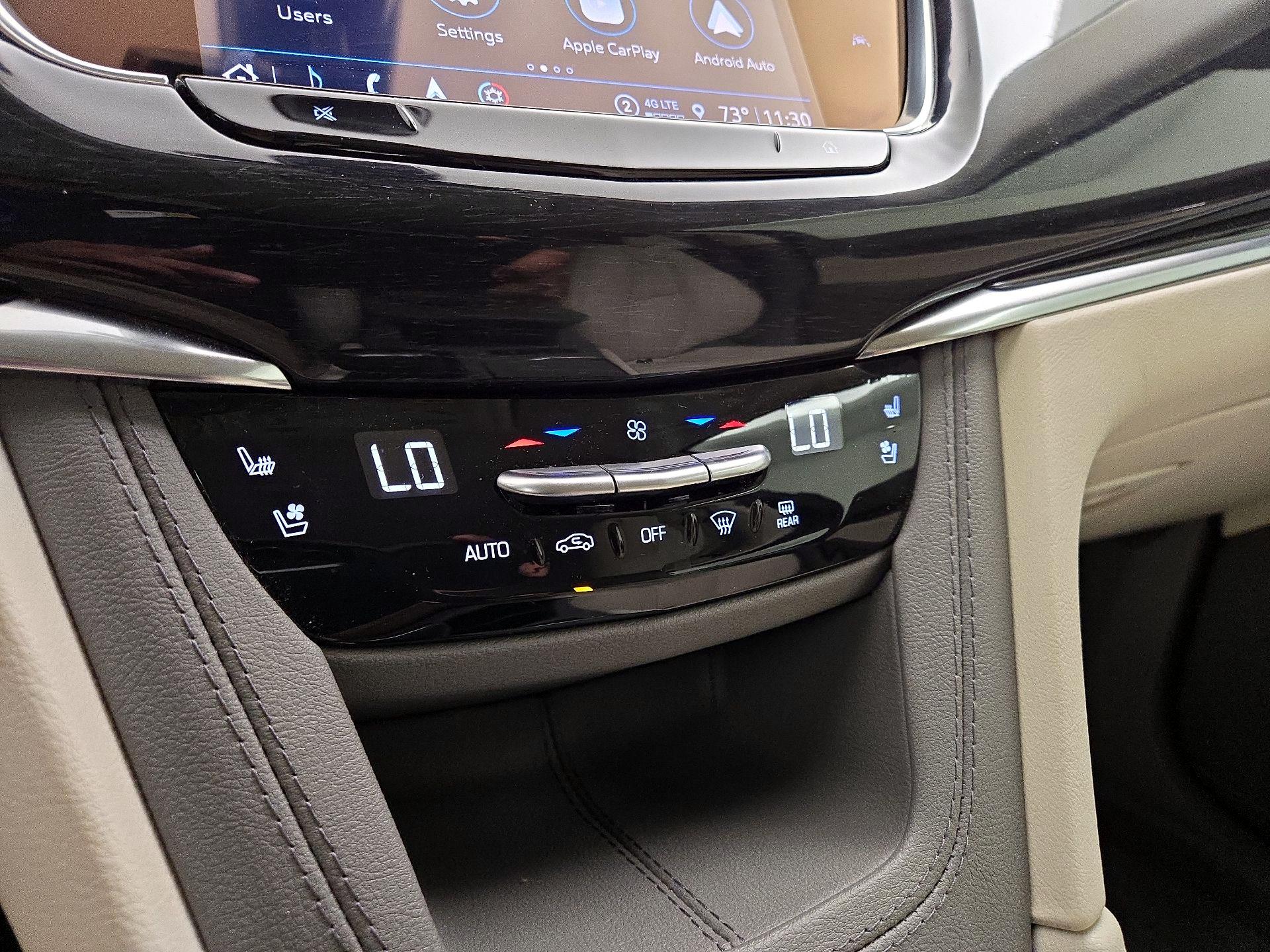 Thumbnail: 2023 Cadillac XT6 - 17