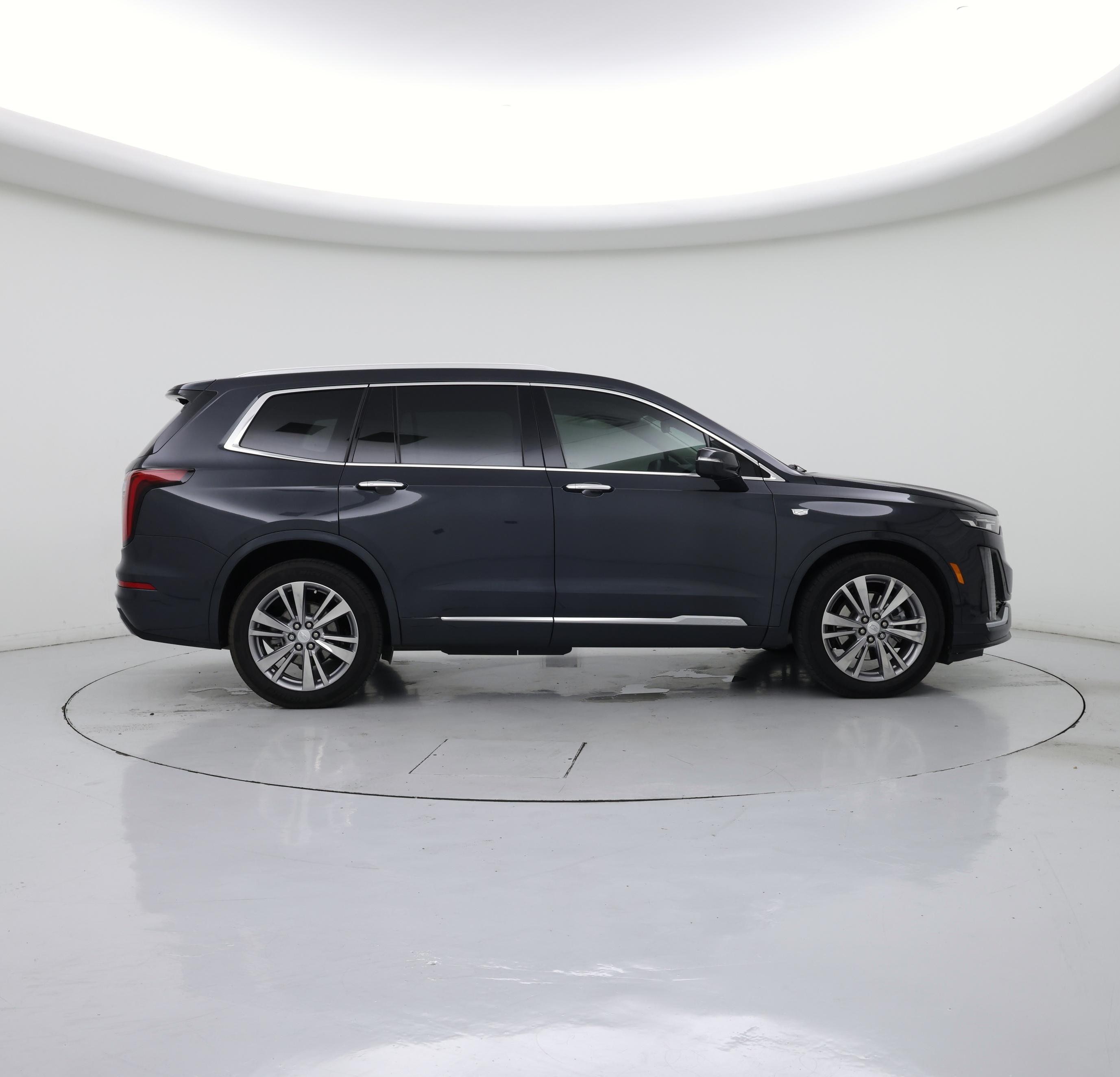 Thumbnail: 2023 Cadillac XT6 - 7